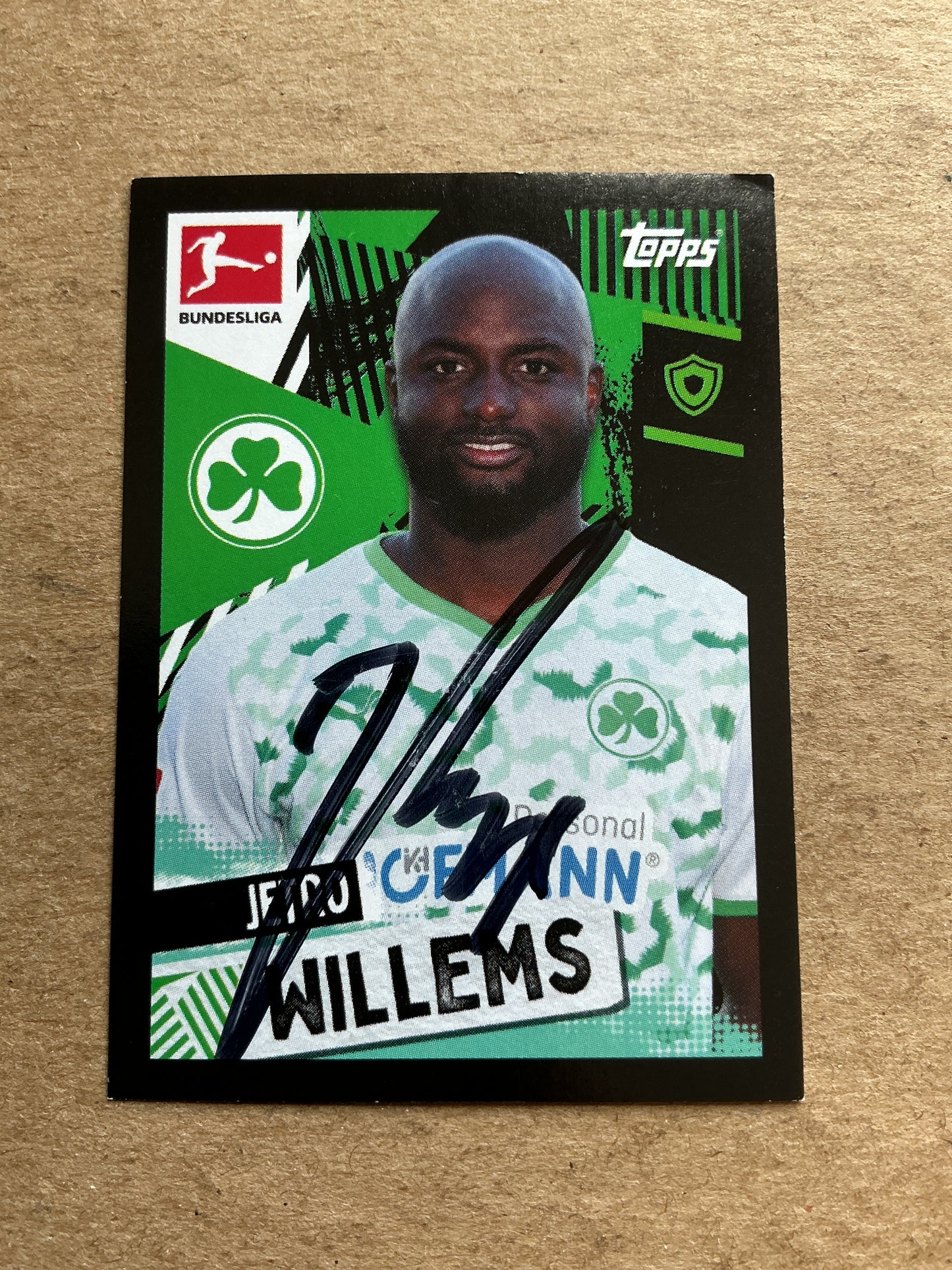 Jetro Willems, Netherlands 🇳🇱 Greuther Fürth 2021/22 Topps hand signed