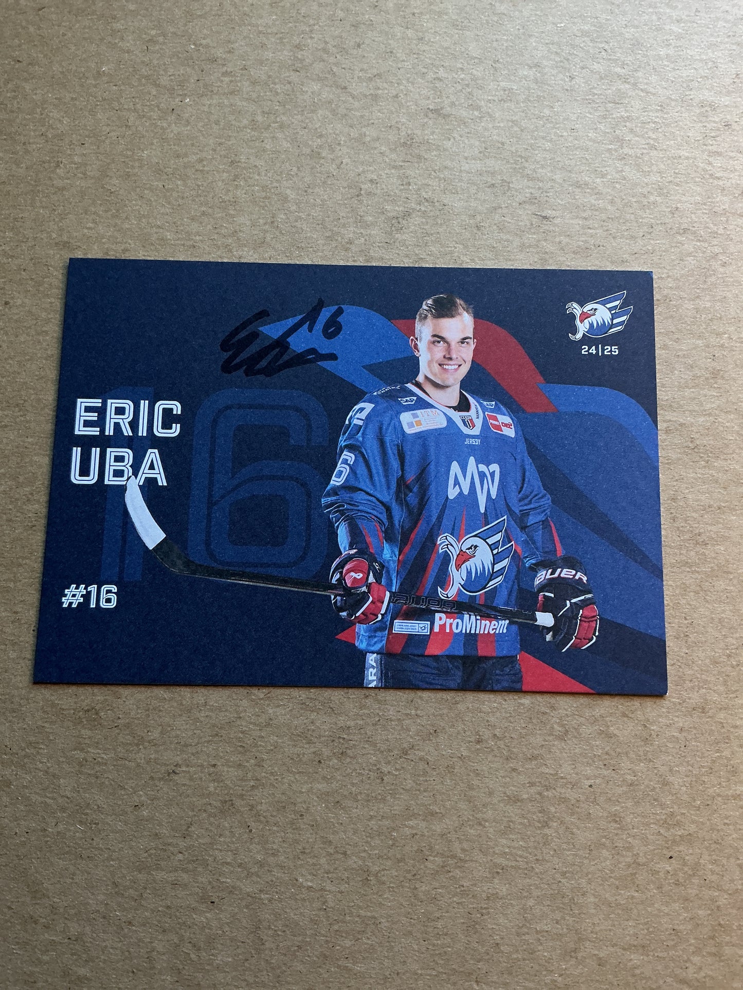 Eric Uba, Canada 🇨🇦 Adler Mannheim 2024/25 hand signed