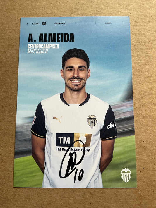 Andre Almeida, Portugal 🇵🇹 Valencia CF 2024/25 hand signed