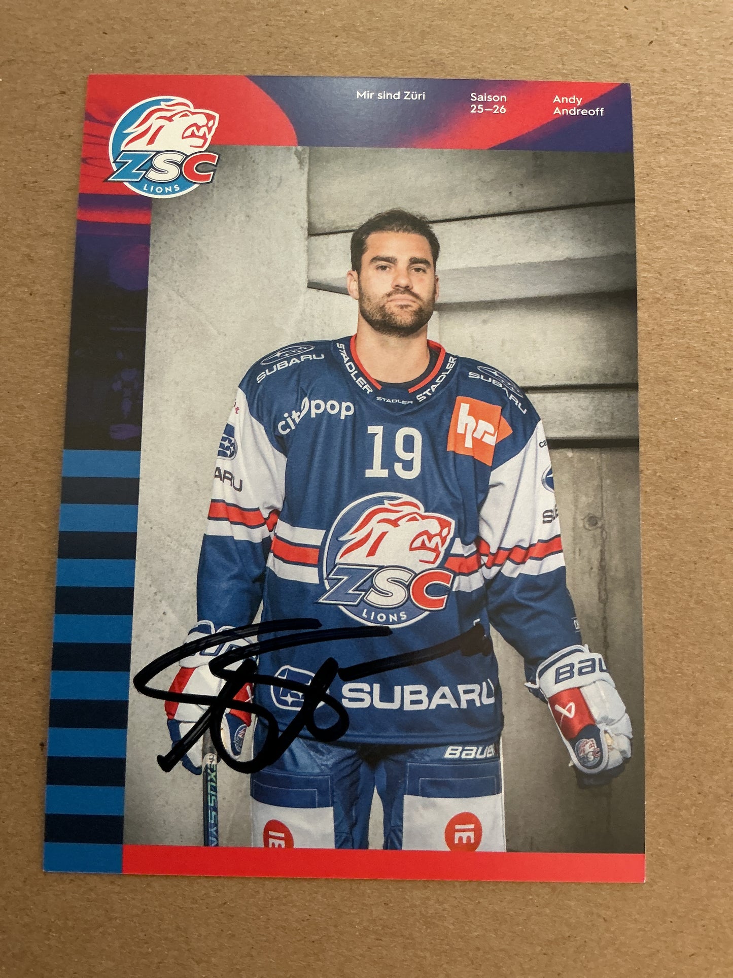Andy Andreoff, Canada 🇨🇦 ZSC Lions 2025/26 hand signed