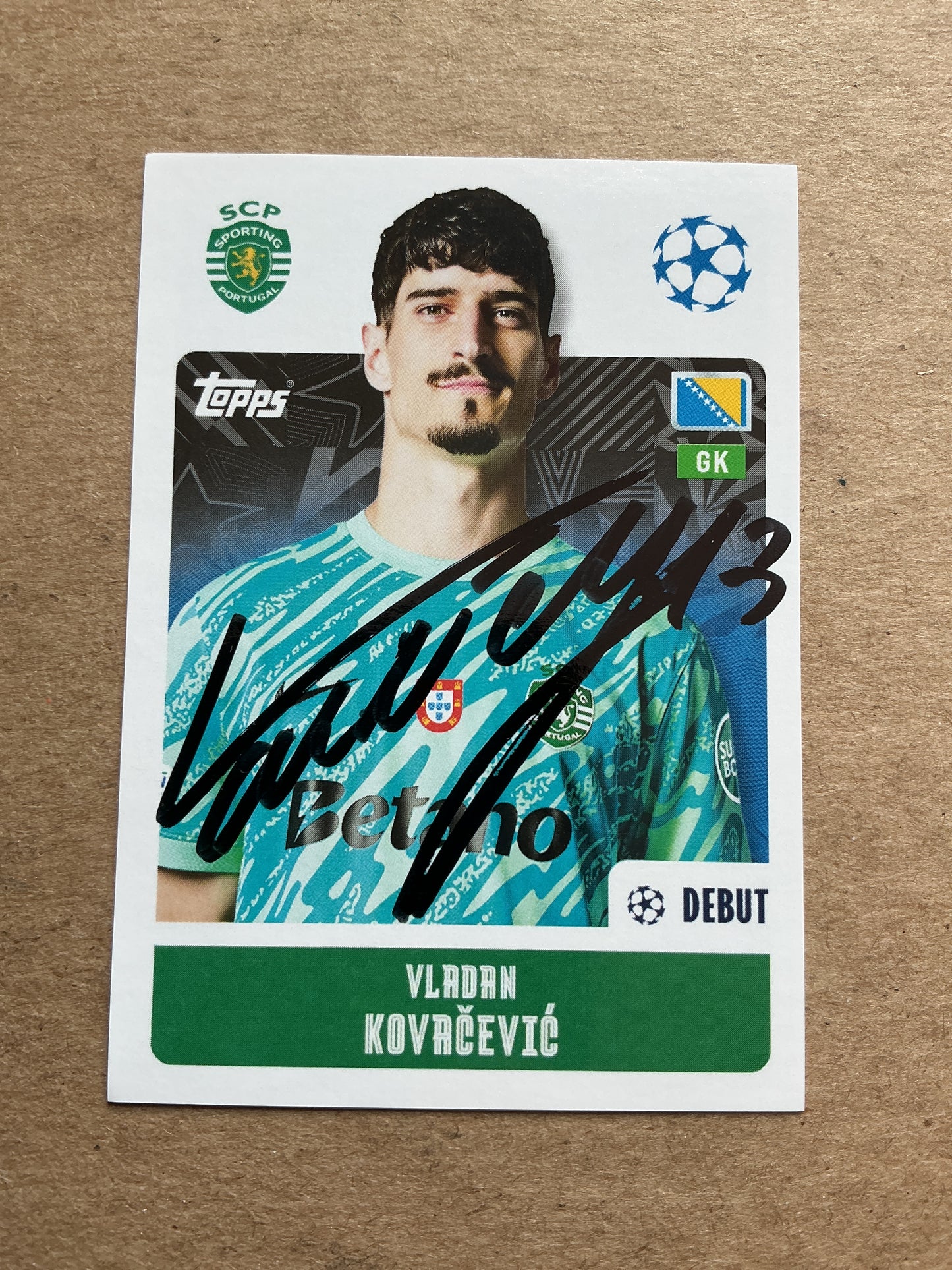 Vladan Kovacevic, Bosnia 🇧🇦 Sporting CP 2024/25 Topps hand signed