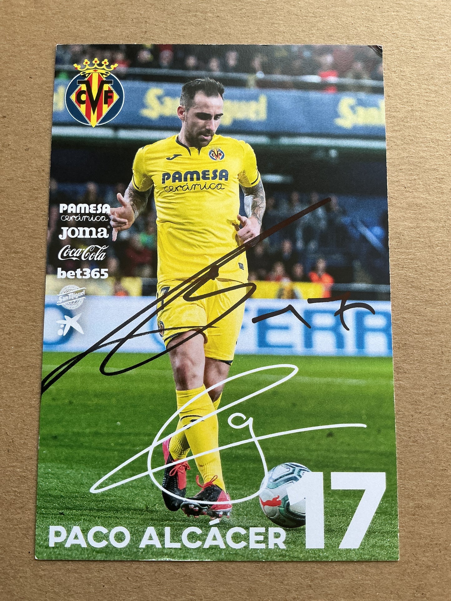 Paco Alcácer, Spain 🇪🇸 Villarreal CF 2019/20 hand signed