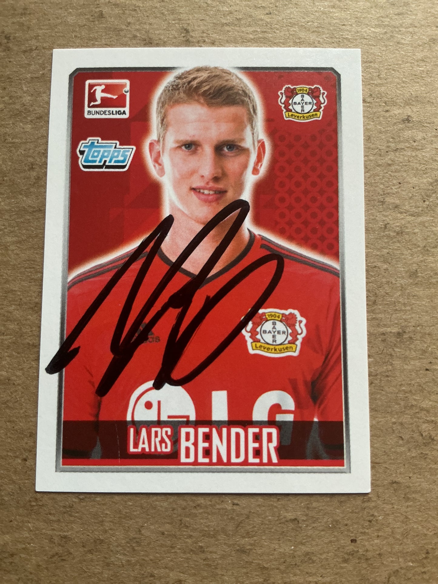 Lars Bender, Germany 🇩🇪 Bayer 04 Leverkusen 2014/15 Topps hand signed