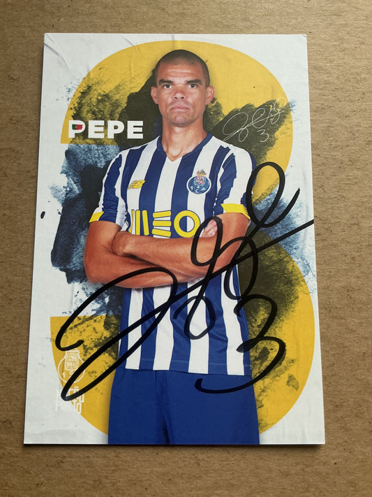 Pepe, Portugal 🇵🇹 FC Porto 2020/21 hand signed