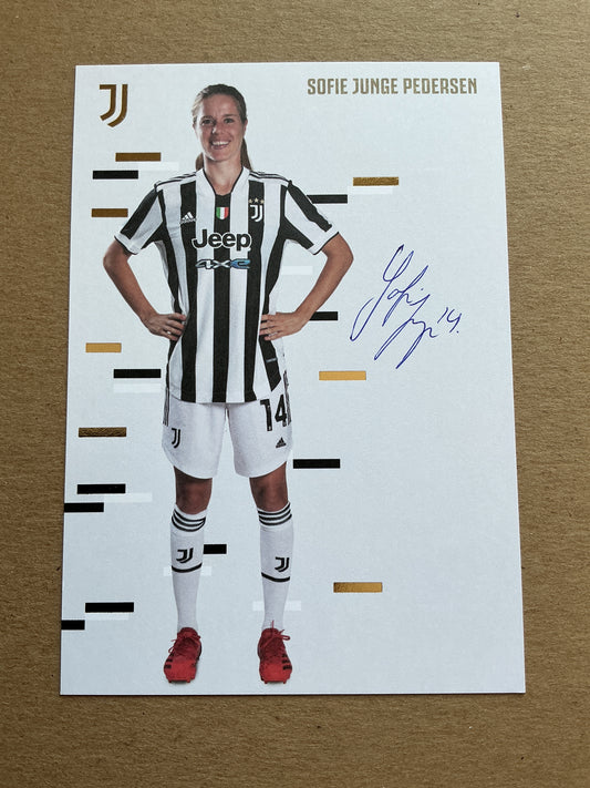 Sofie Junge Pedersen, Denmark 🇩🇰 Juventus FC 2021/22 hand signed