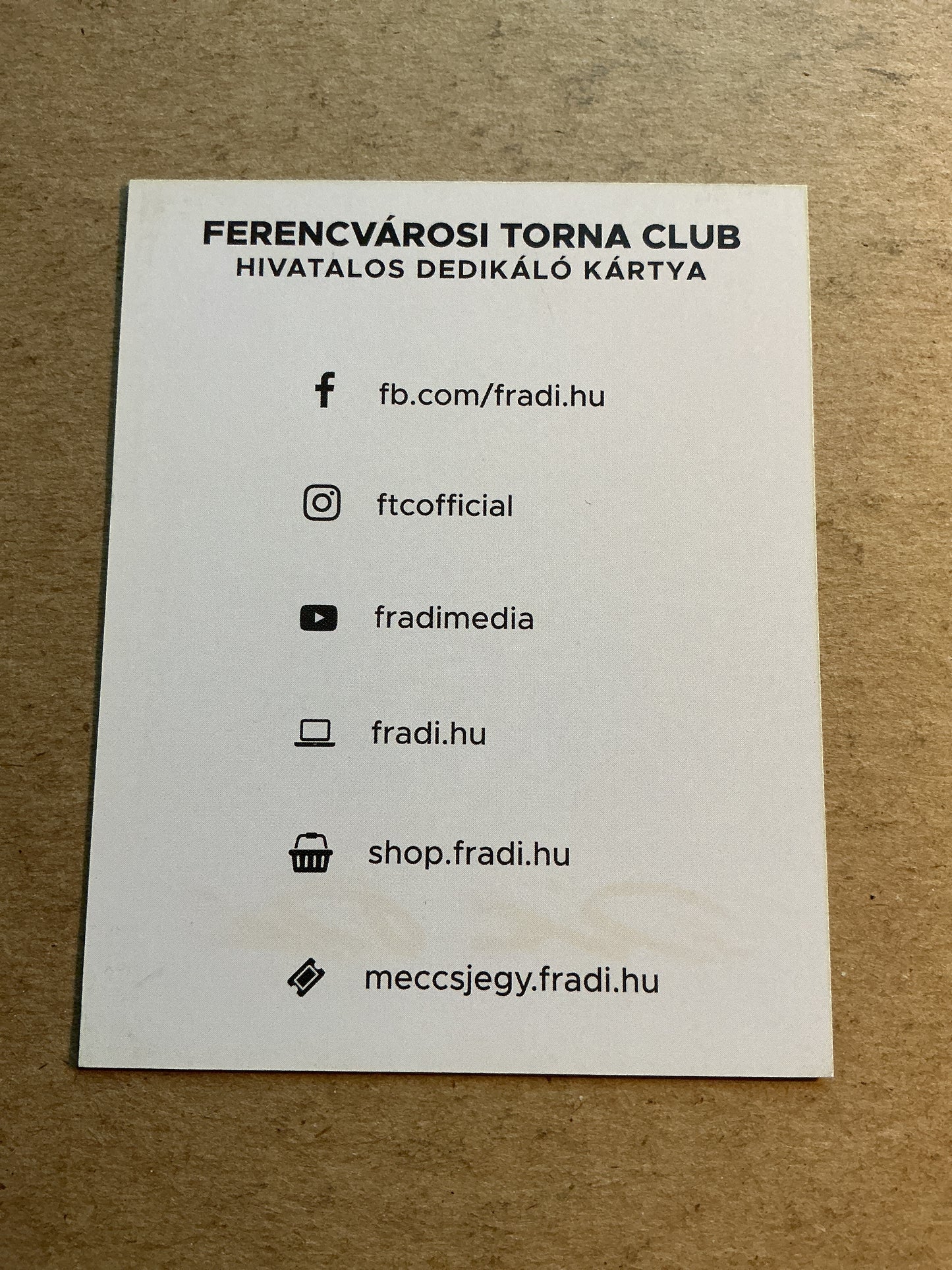 Dénes Dibusz, Hungary 🇭🇺 Ferencvaros TC 2021/22 hand signed