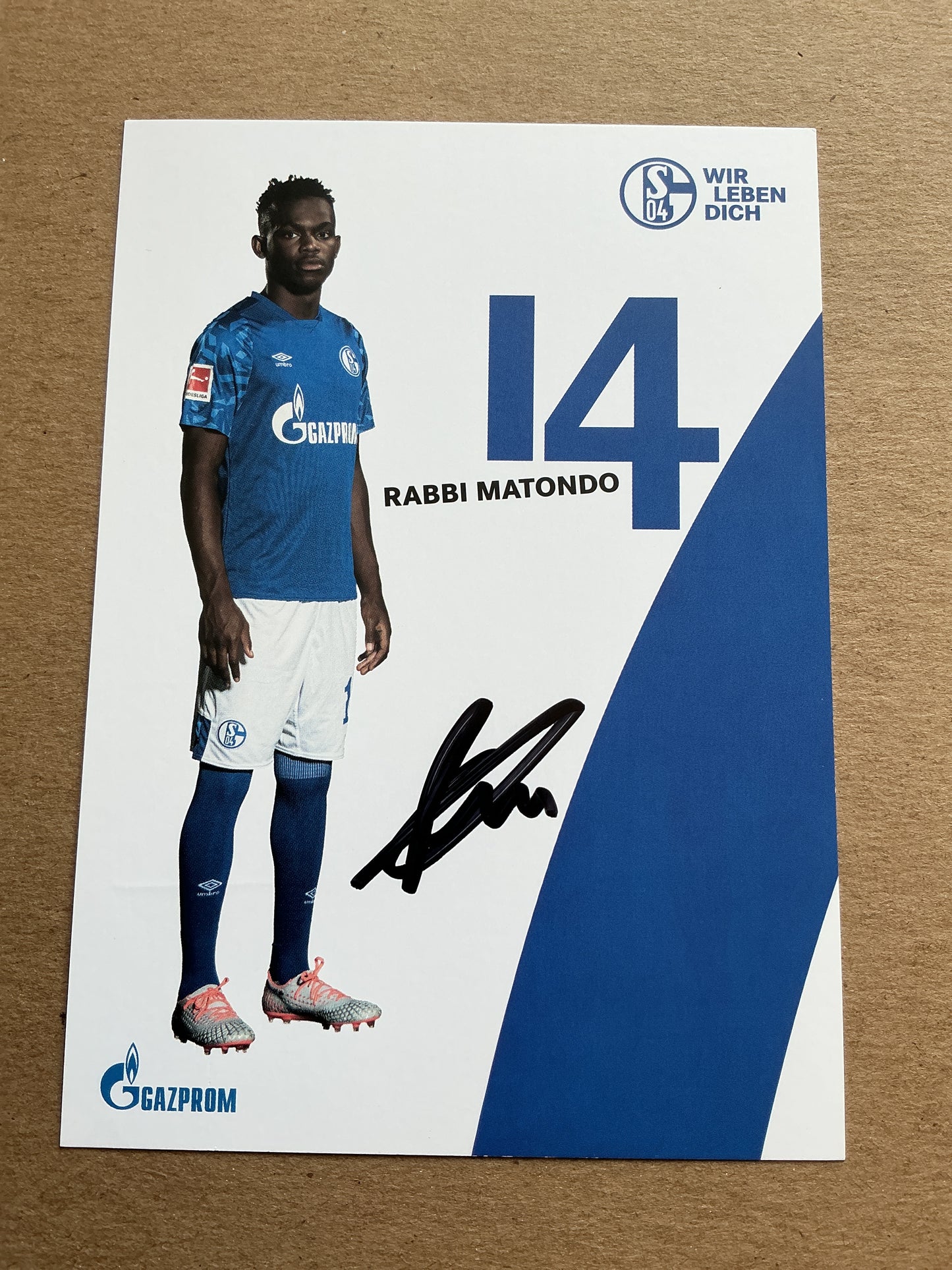 Rabbi Matondo, Wales 🏴󠁧󠁢󠁷󠁬󠁳󠁿 FC Schalke 04 2019/20 hand signed