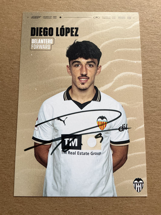 Diego López, Spain 🇪🇸 Valencia CF 2023/24 hand signed