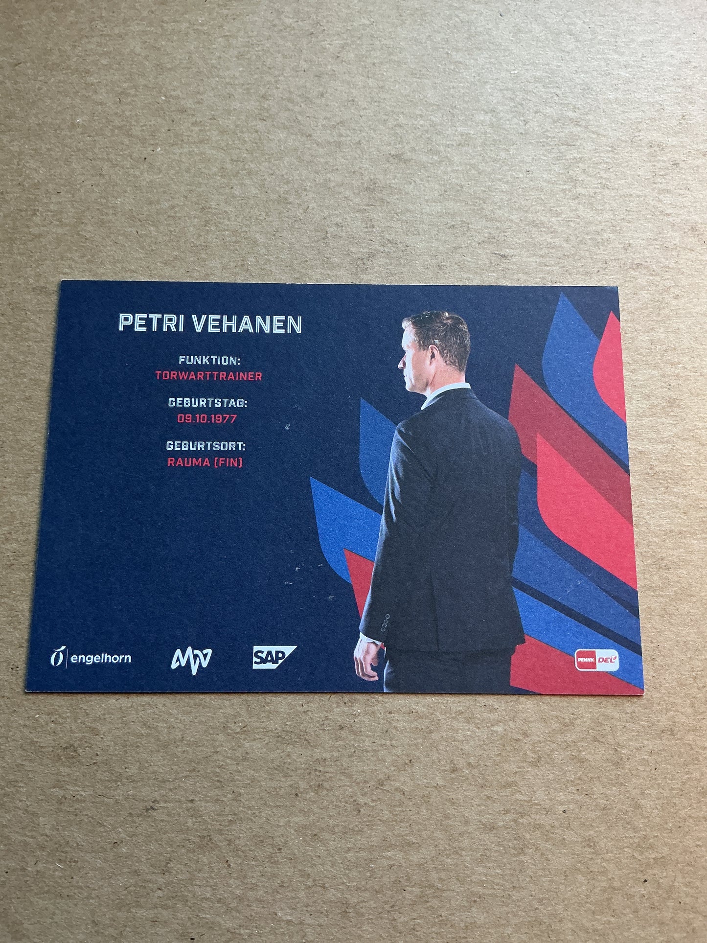 Petri Vehanen, Finland 🇫🇮 Adler Mannheim 2024/25 hand signed