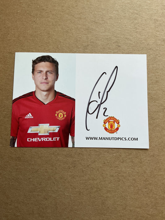 Victor Lindelöf, Sweden 🇸🇪 Manchester United 2018/19 hand signed