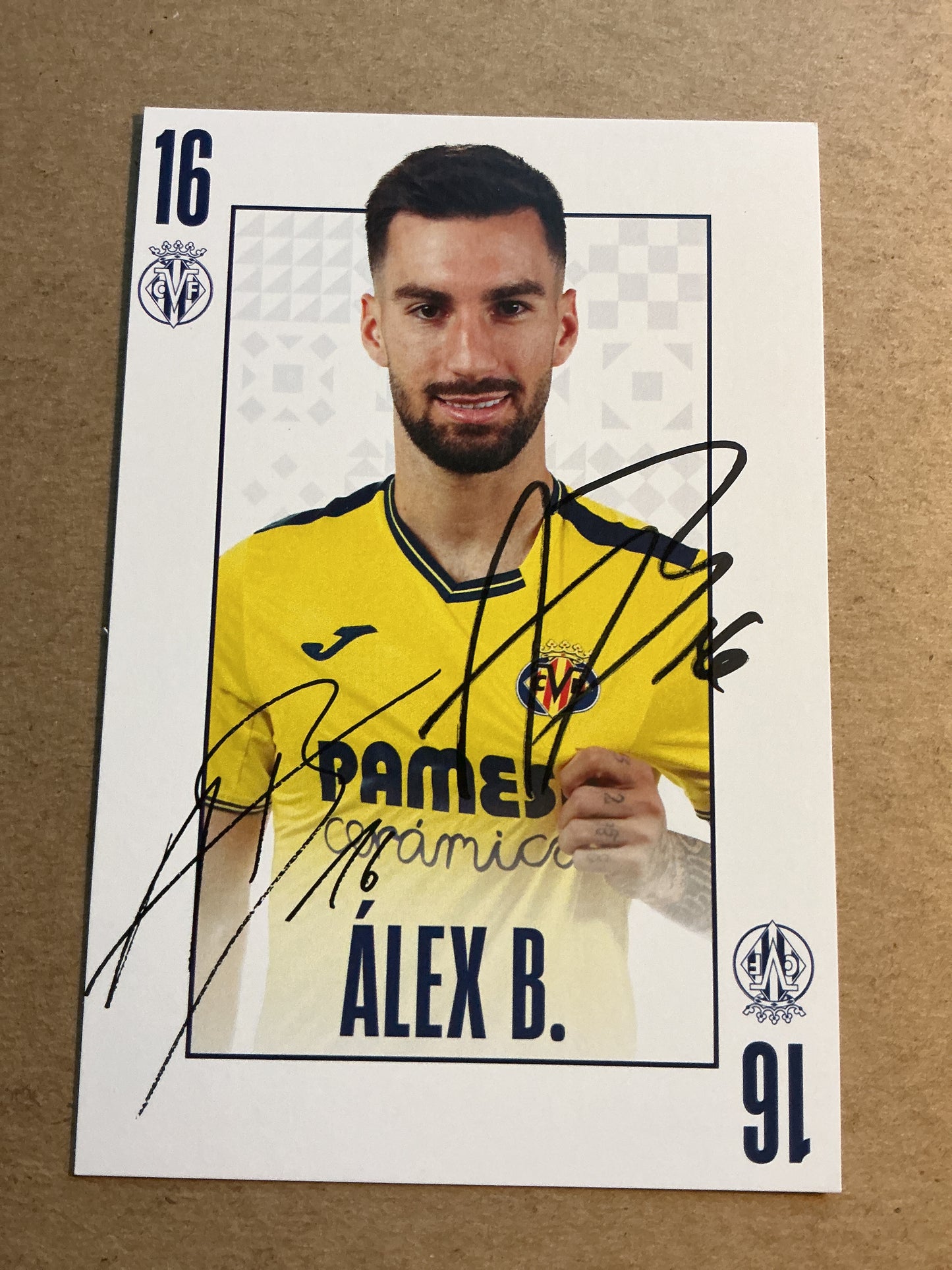 Álex Baena, Spain 🇪🇸 Villarreal CF 2024/25 hand signed