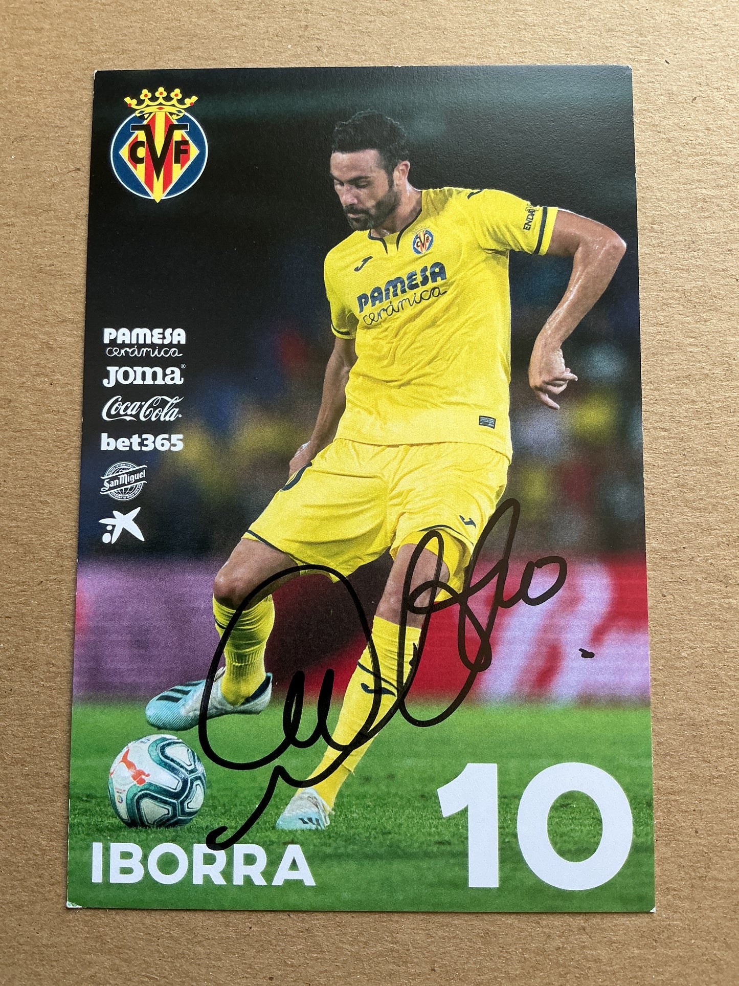 Vicente Iborra, Spain 🇪🇸 Villarreal CF 2019/20 hand signed