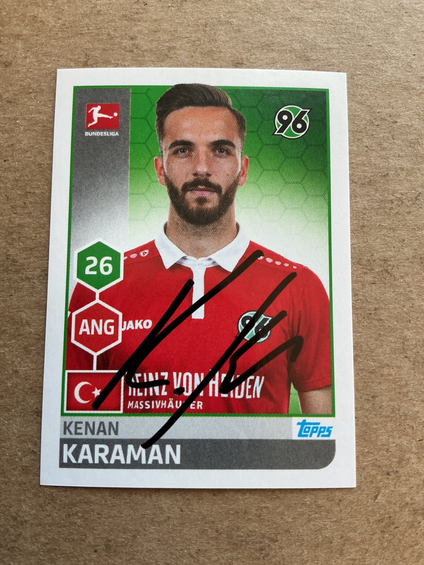 Kenan Karaman, Türkiye 🇹🇷 Hannover 96 2017/18 Topps hand signed