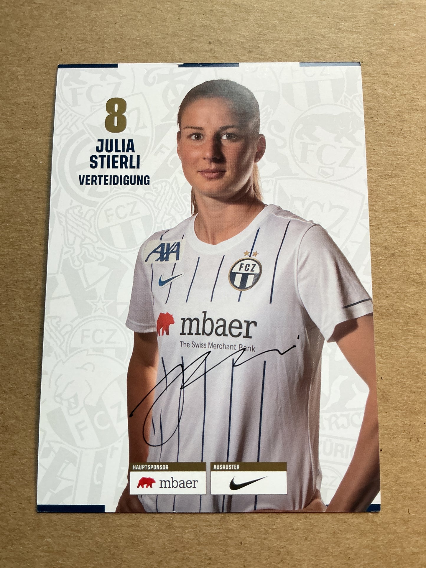 Julia Stierli, Switzerland 🇨🇭 FC Zürich 2022/23 hand signed