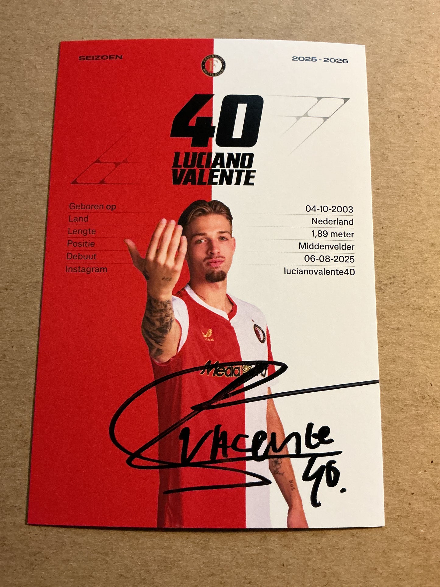 Luciano Valente, Netherlands 🇳🇱 Feyenoord Rotterdam 2025/26 hand signed