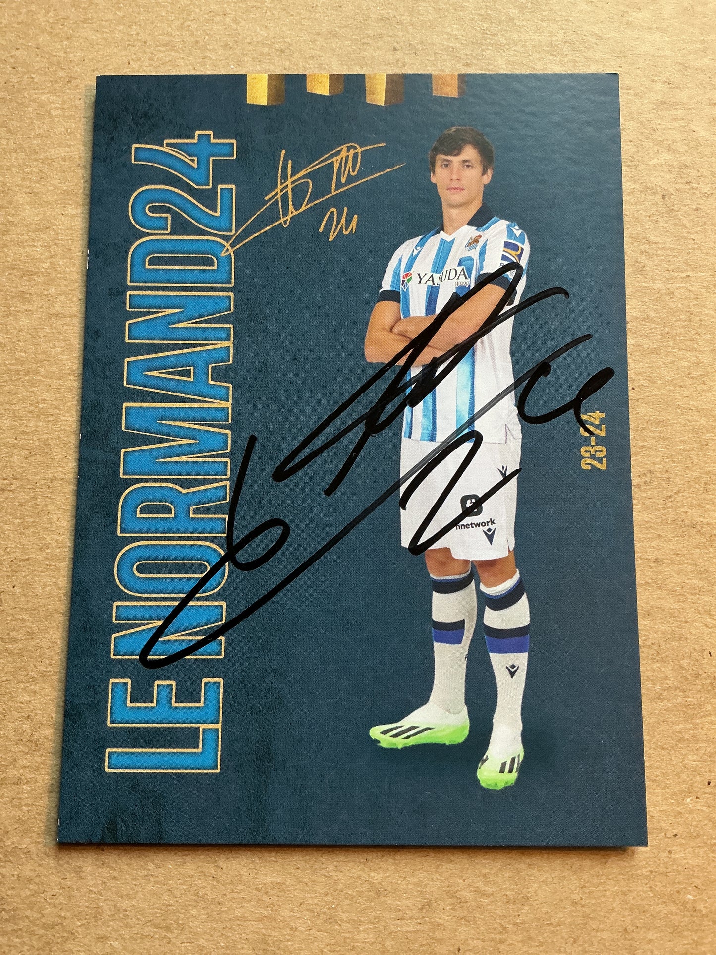 Robin Le Normand, Spain 🇪🇸 Real Sociedad 2023/24 hand signed