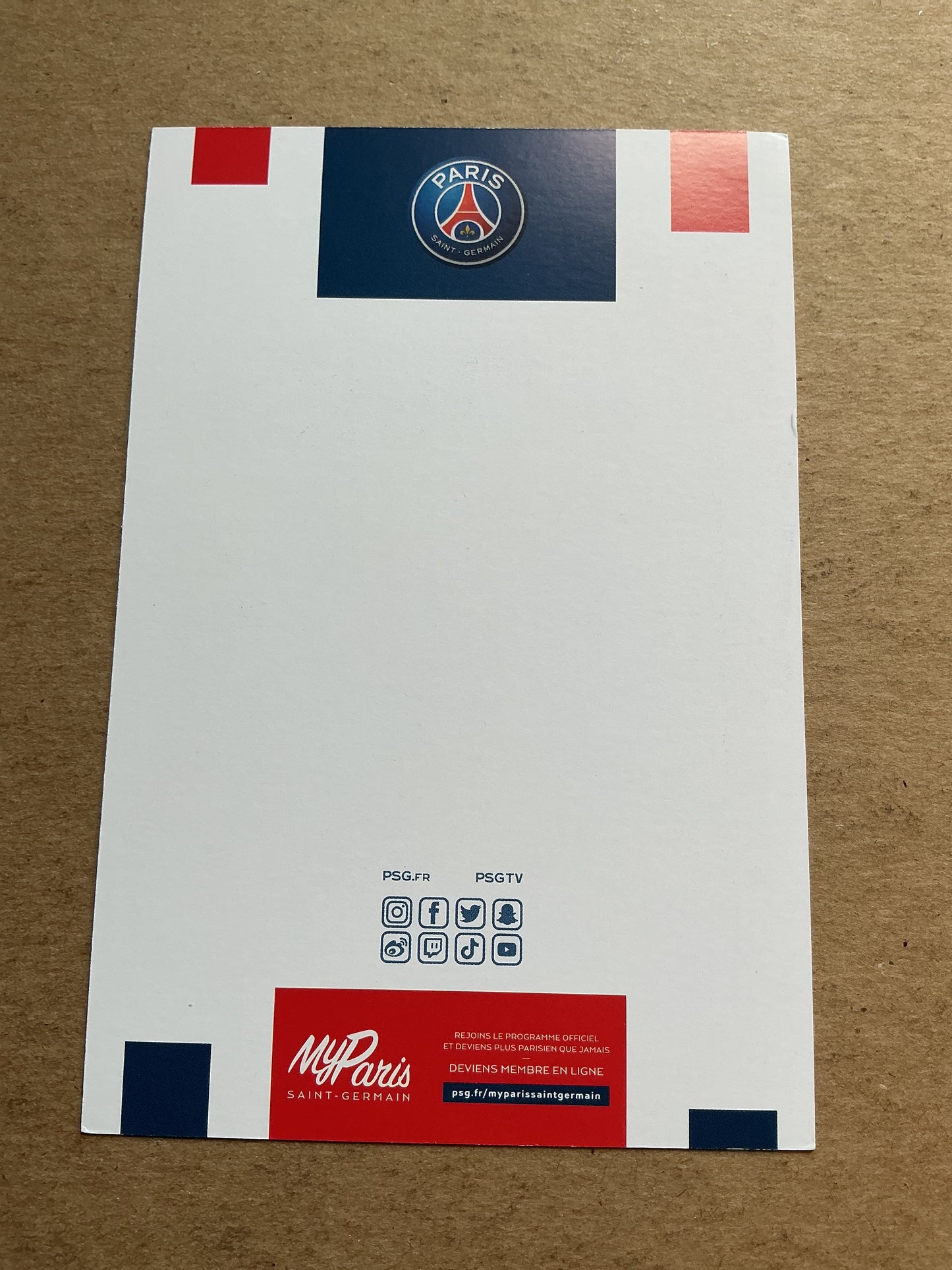 Leandro Paredes, Argentina 🇦🇷 Paris Saint-Germain 2020/21 hand signed