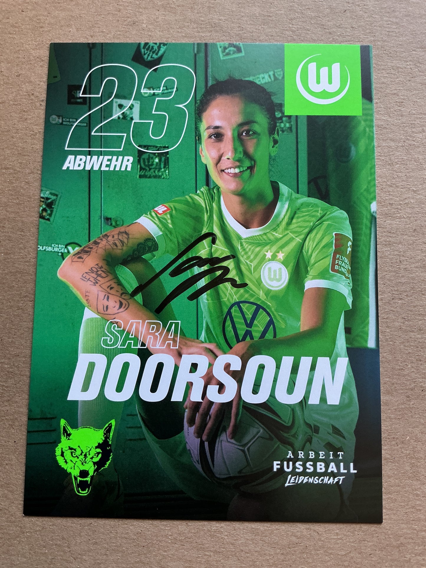 Sara Doorsoun, Germany 🇩🇪 VfL Wolfsburg 2021/22 hand signed