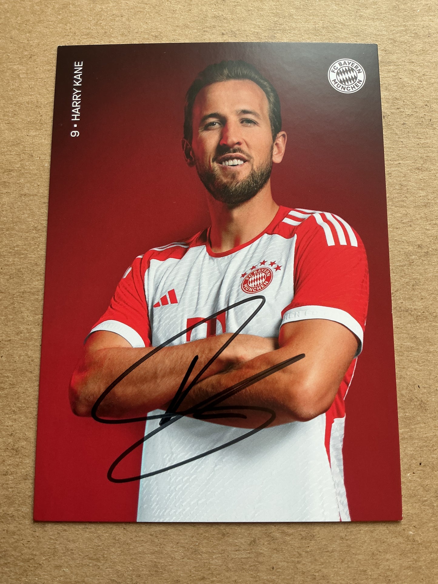 Harry Kane, England 🏴󠁧󠁢󠁥󠁮󠁧󠁿 FC Bayern München 2023/24 hand signed