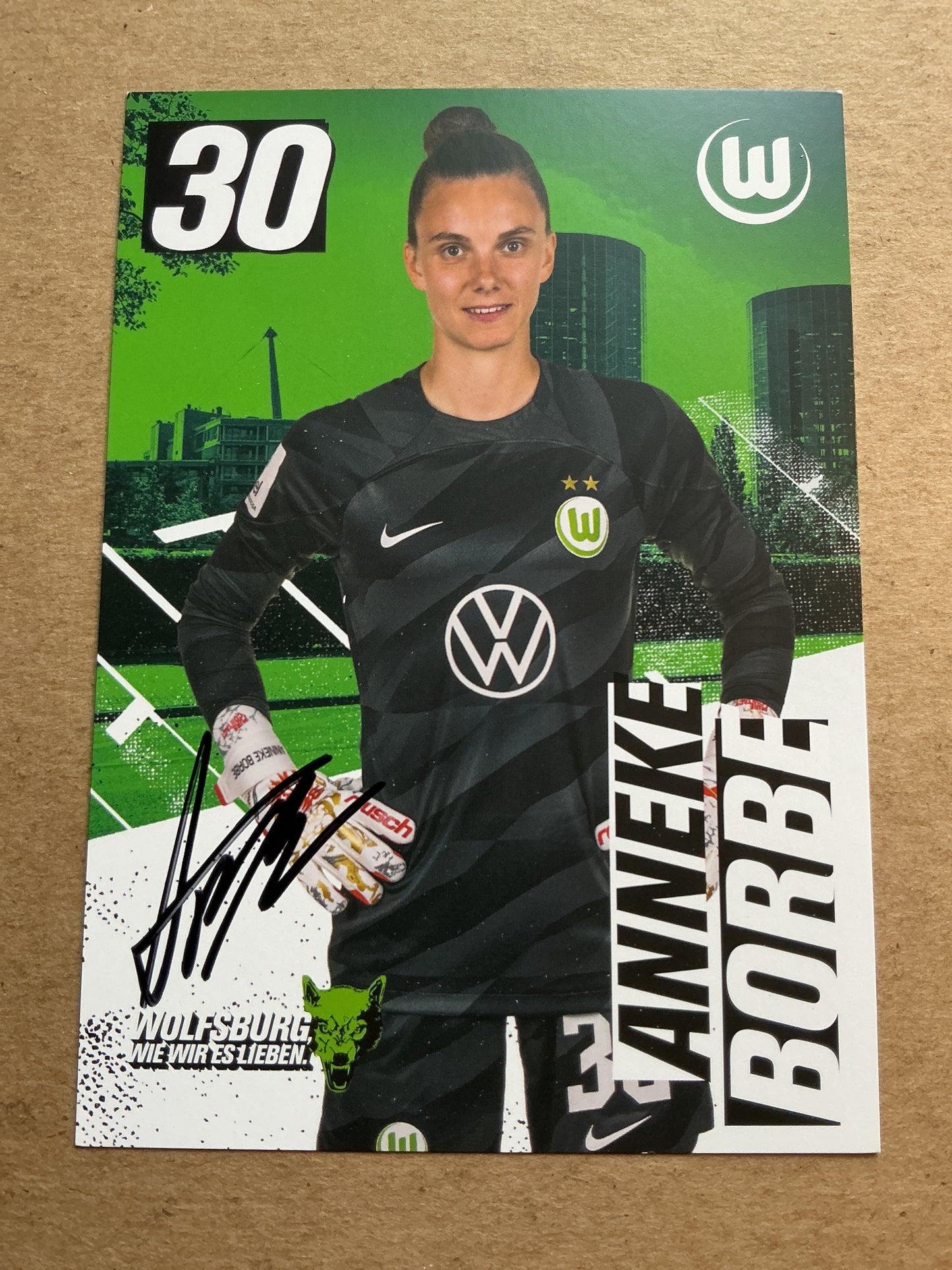 Anneke Borbe, Germany 🇩🇪 VfL Wolfsburg 2023/24 hand signed