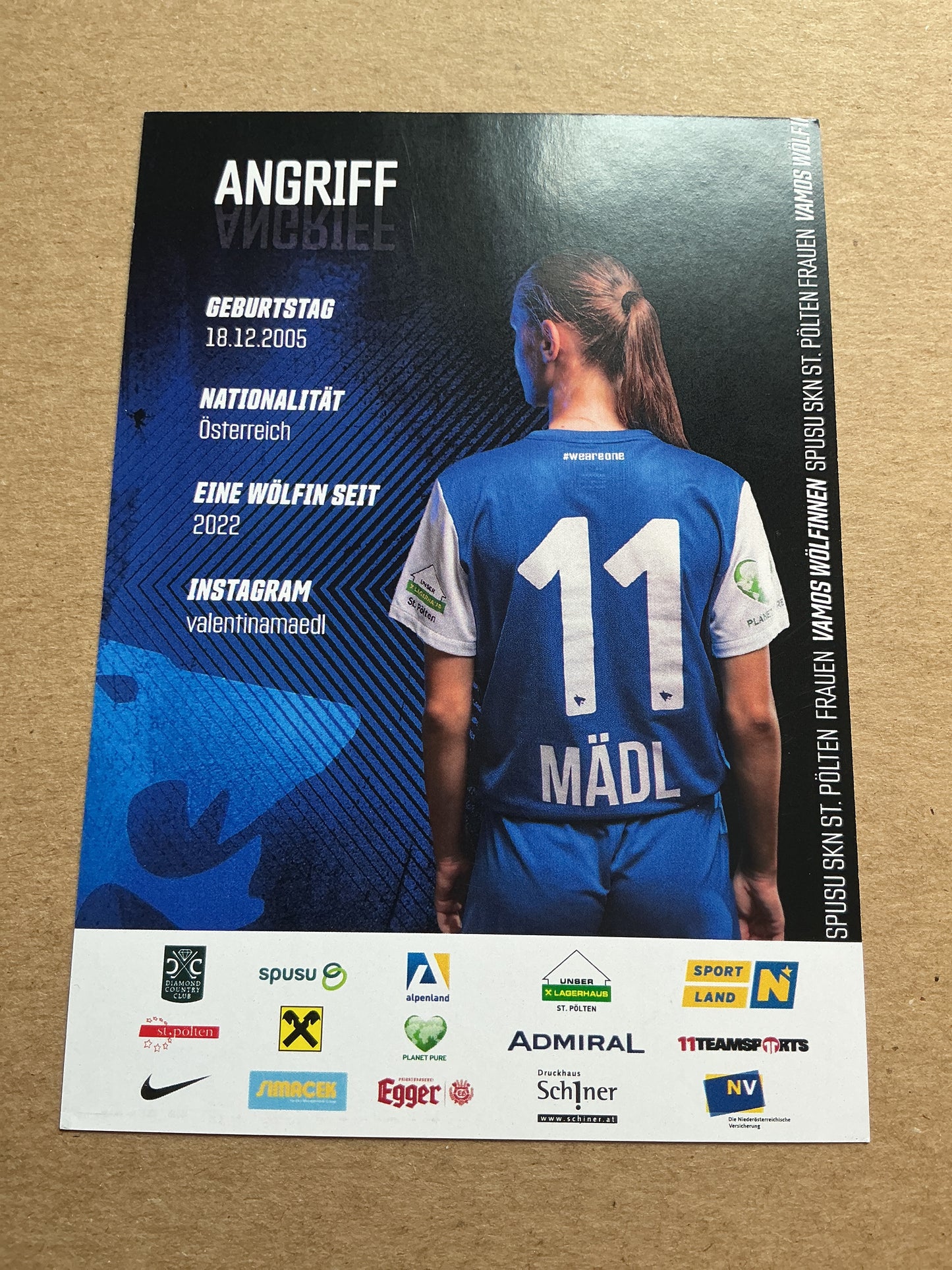 Valentina Mädl, Austria 🇦🇹 SKN St.Pölten 2022/23 hand signed
