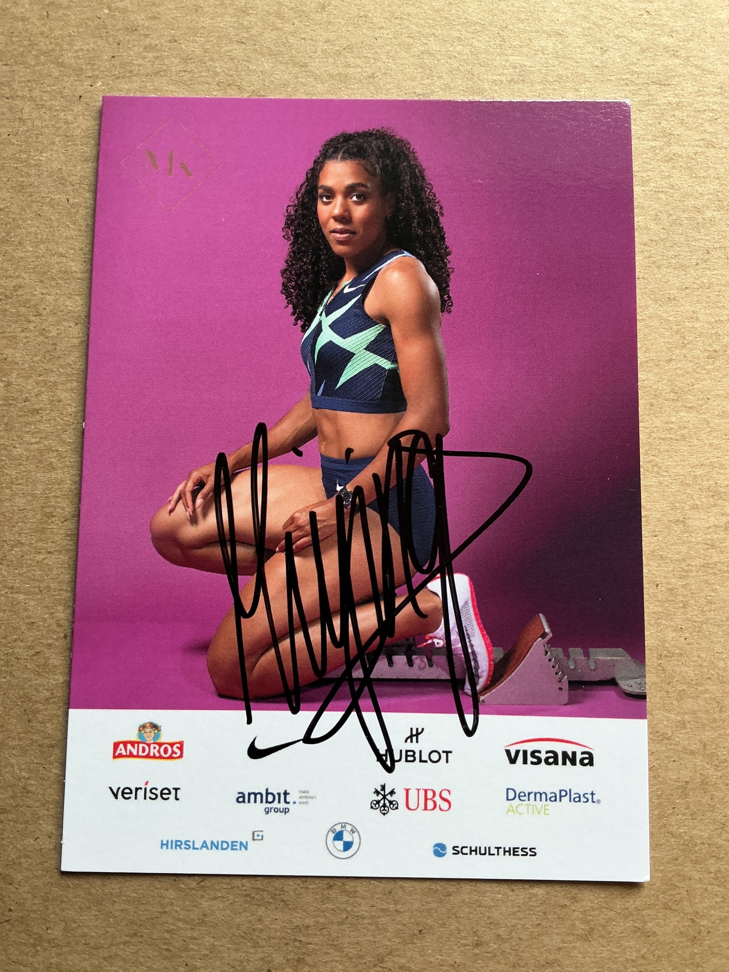 Mujinga Kambundji, Switzerland 🇨🇭 Athletics Summer Olympics 2024 hand signed
