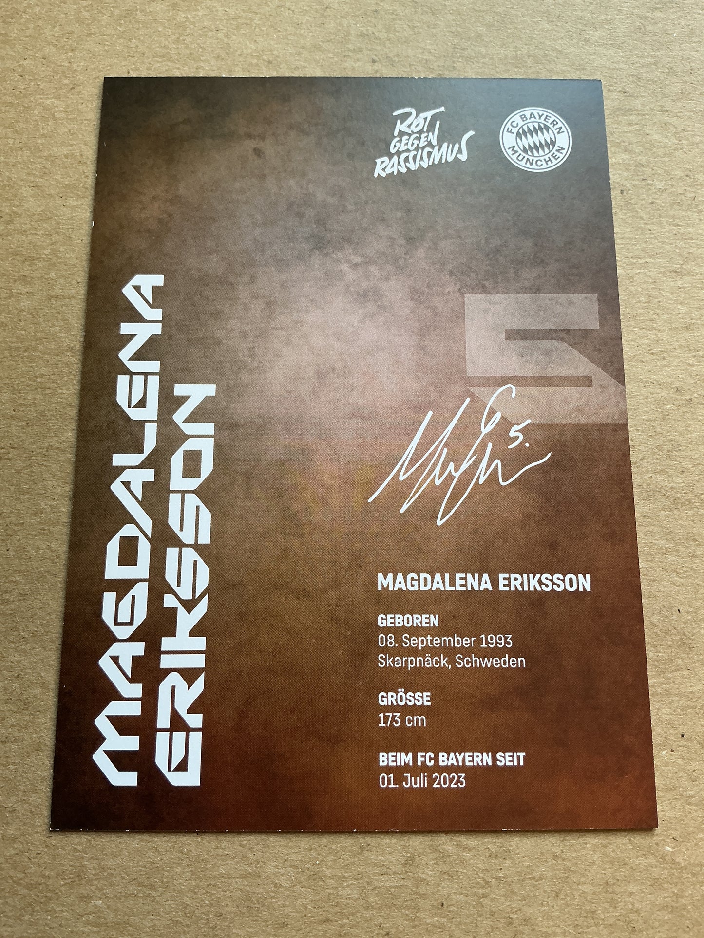 Magdalena Eriksson, Sweden 🇸🇪 FC Bayern Munich 2024/25 hand signed
