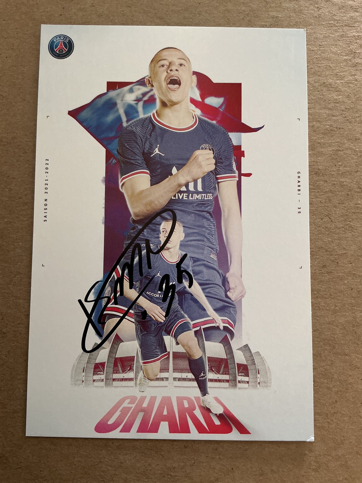 Ismael Gharbi, France 🇫🇷 Paris Saint-Germain 2021/22 hand signed