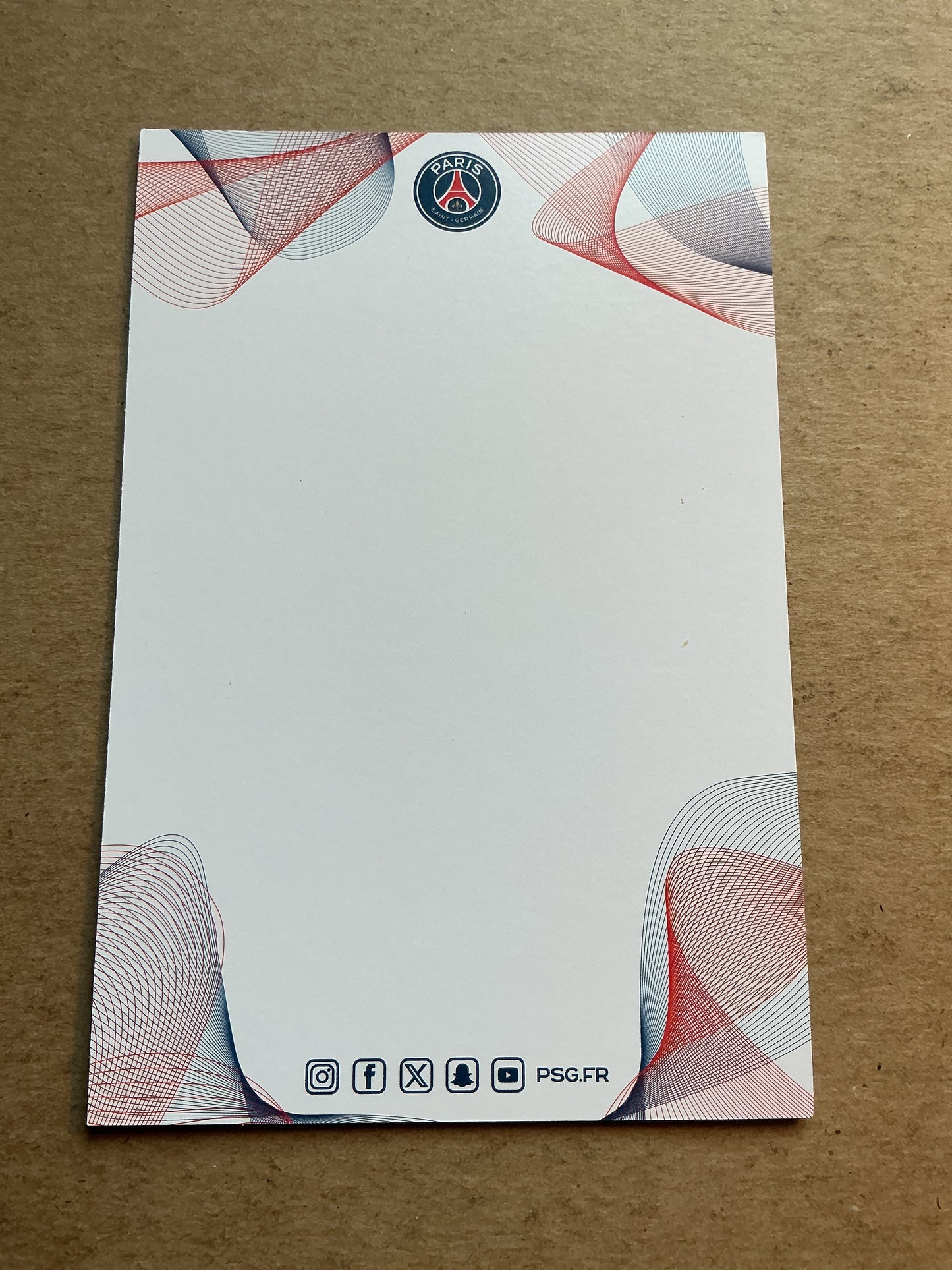 Vitinha, Portugal 🇵🇹 Paris Saint-Germain 2023/24 hand signed