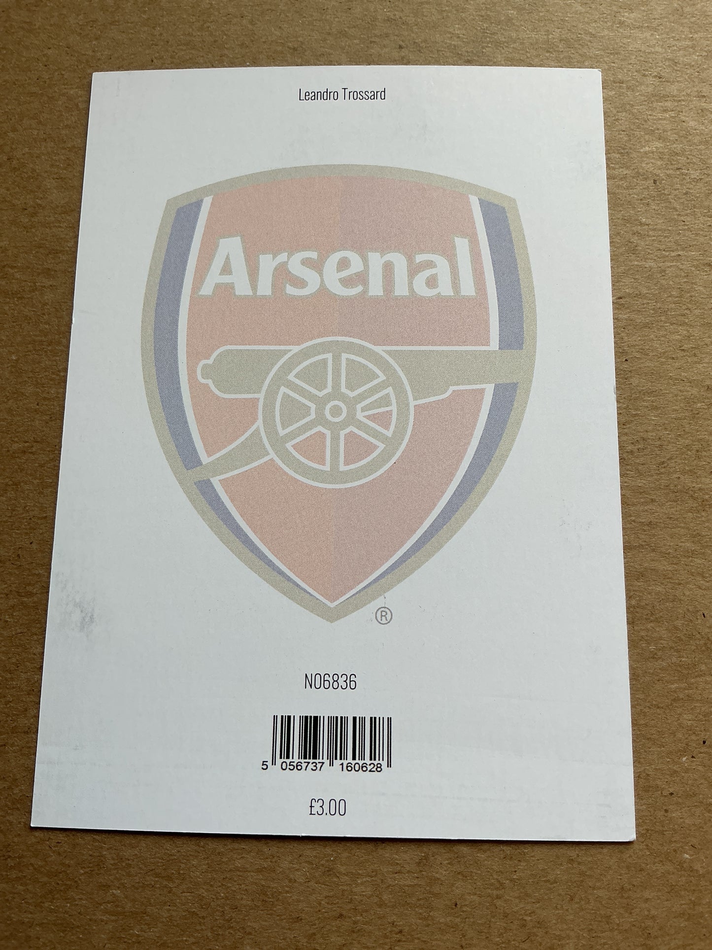 Leandro Trossard, Belgium 🇧🇪 Arsenal FC 2024/25 hand signed
