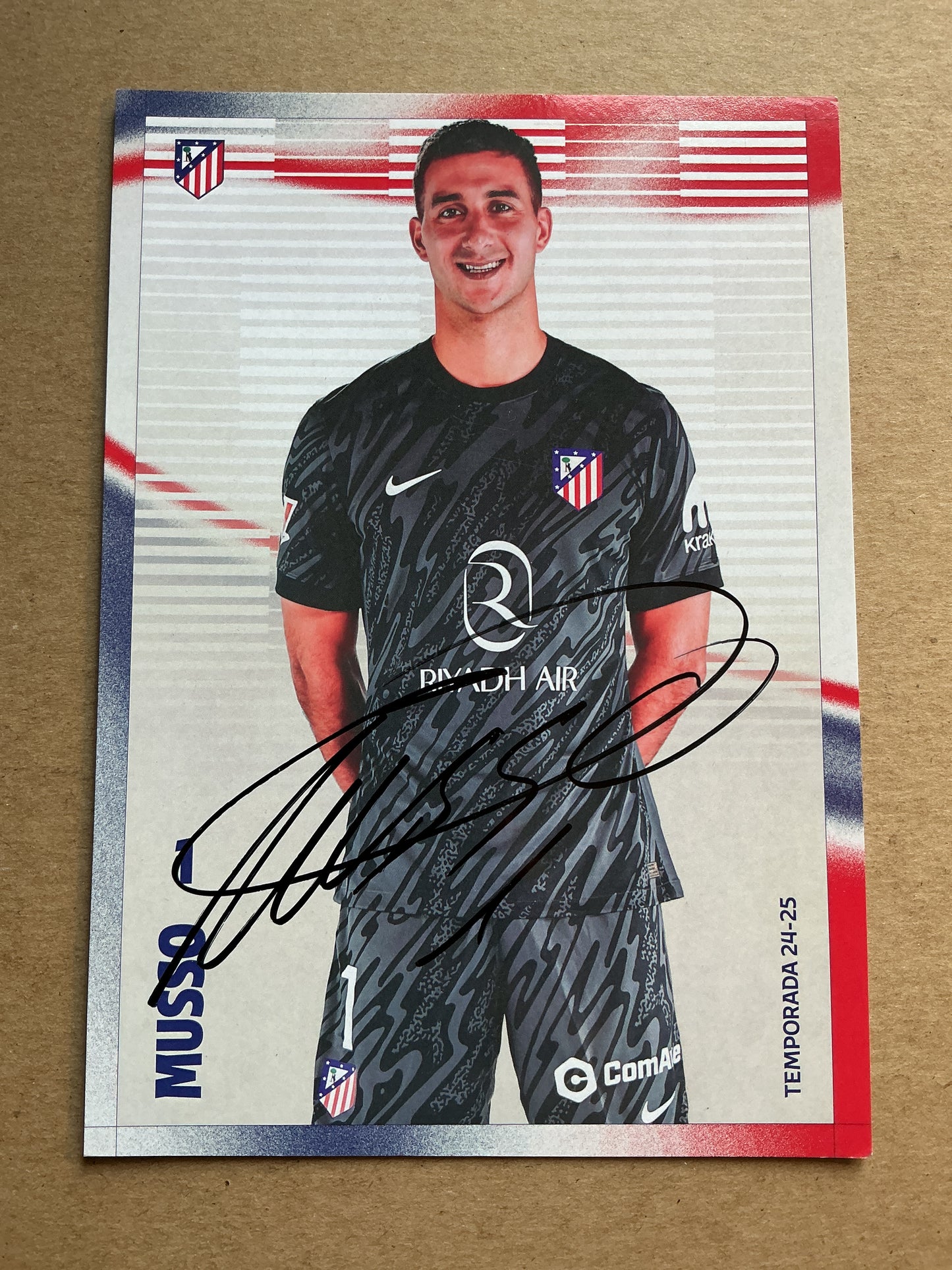 Juan Musso, Argentina 🇦🇷 Atletico Madrid 2024/25 hand signed