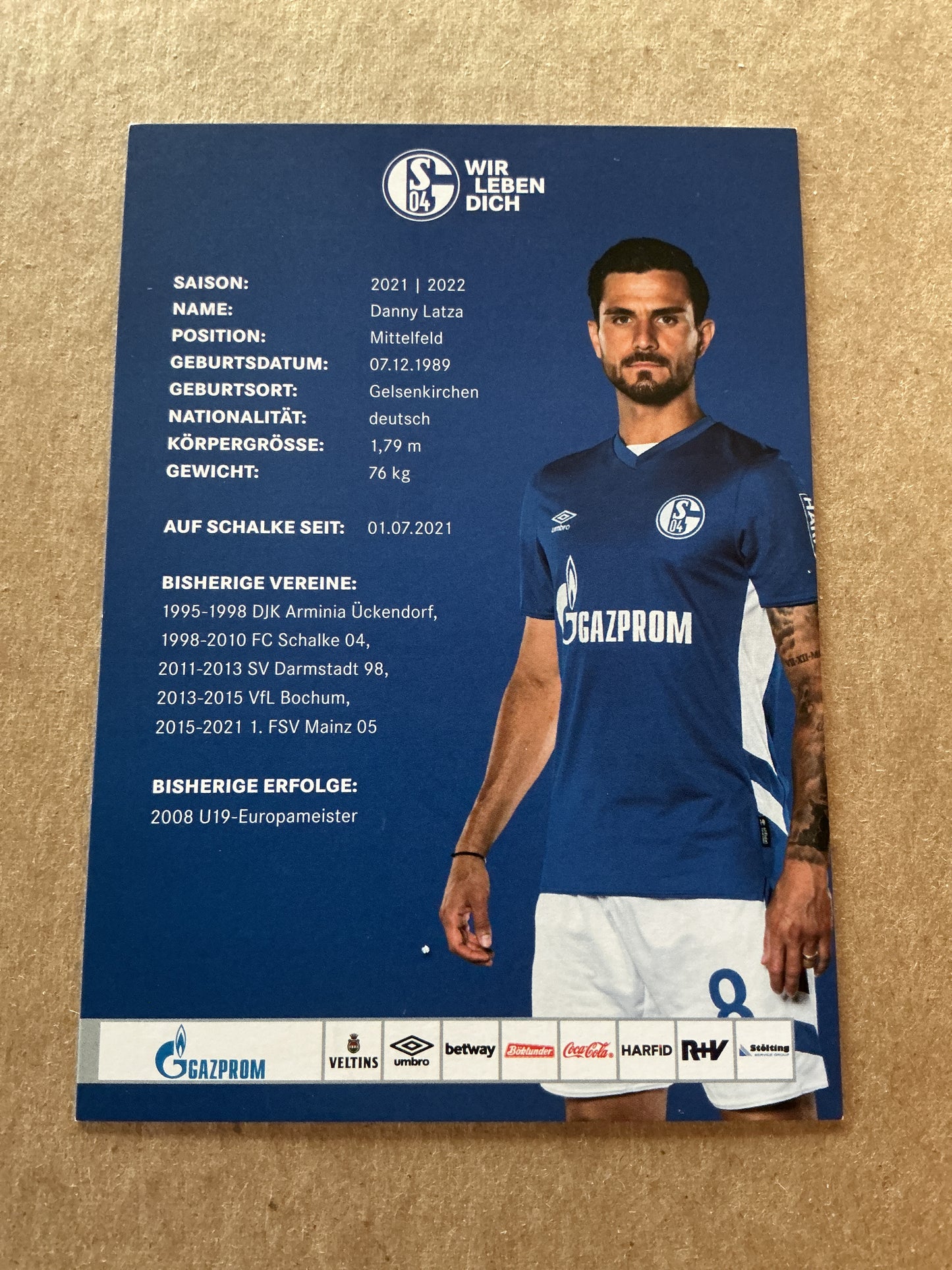 Danny Latza, Germany 🇩🇪 FC Schalke 04 2021/22 hand signed