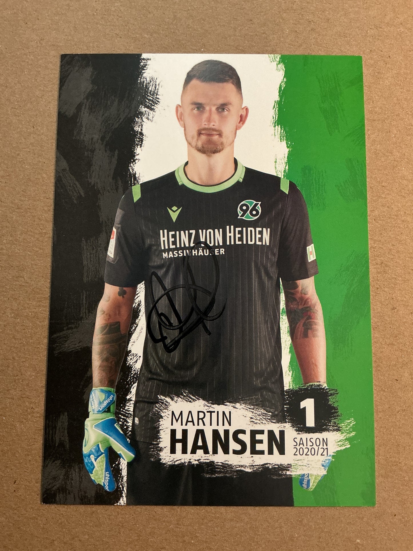 Martin Hansen, Denmark 🇩🇰 Hannover 96 2020/21 hand signed