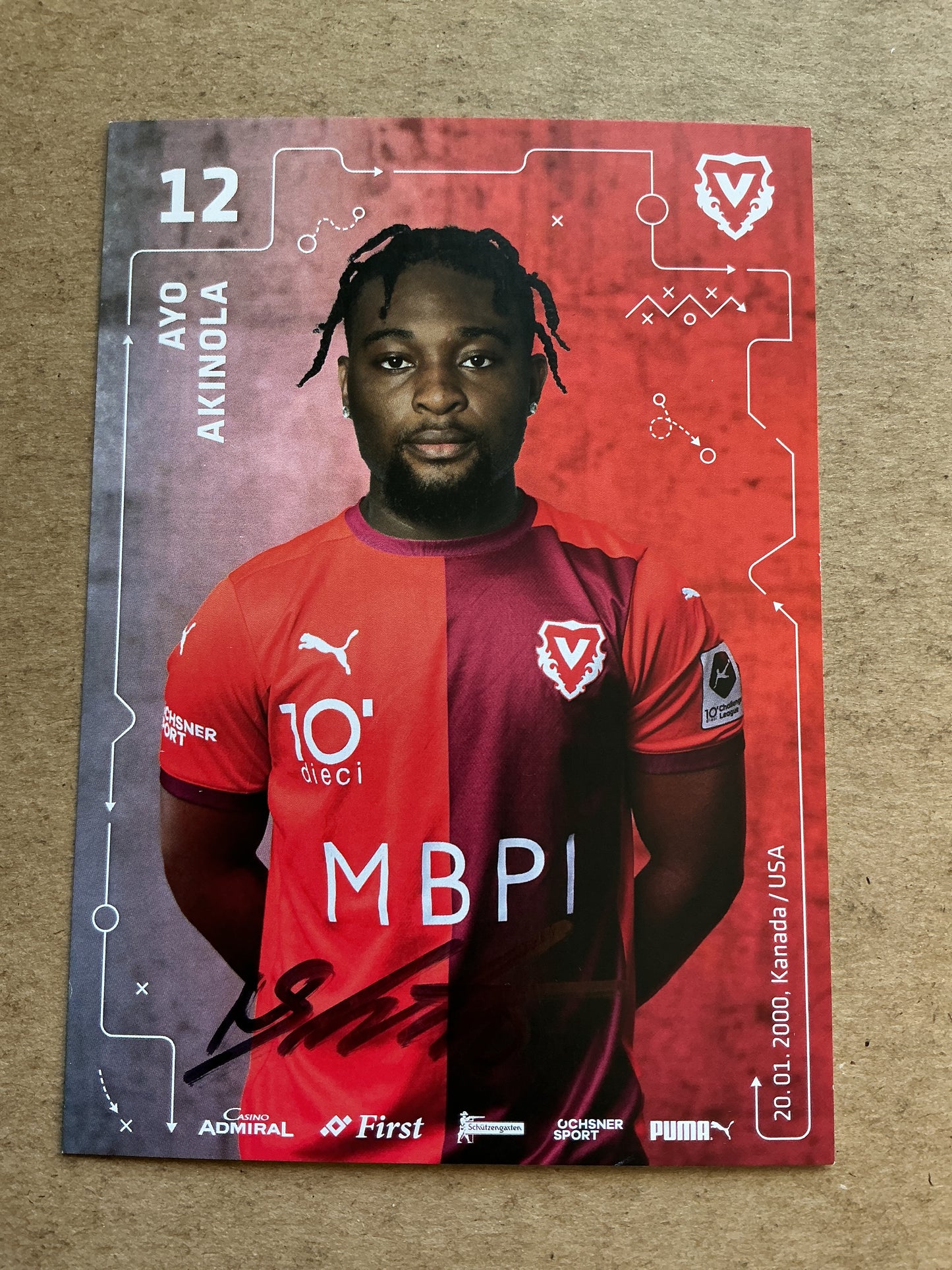 Ayo Akinola, Canada 🇨🇦 FC Vaduz 2025/26 hand signed