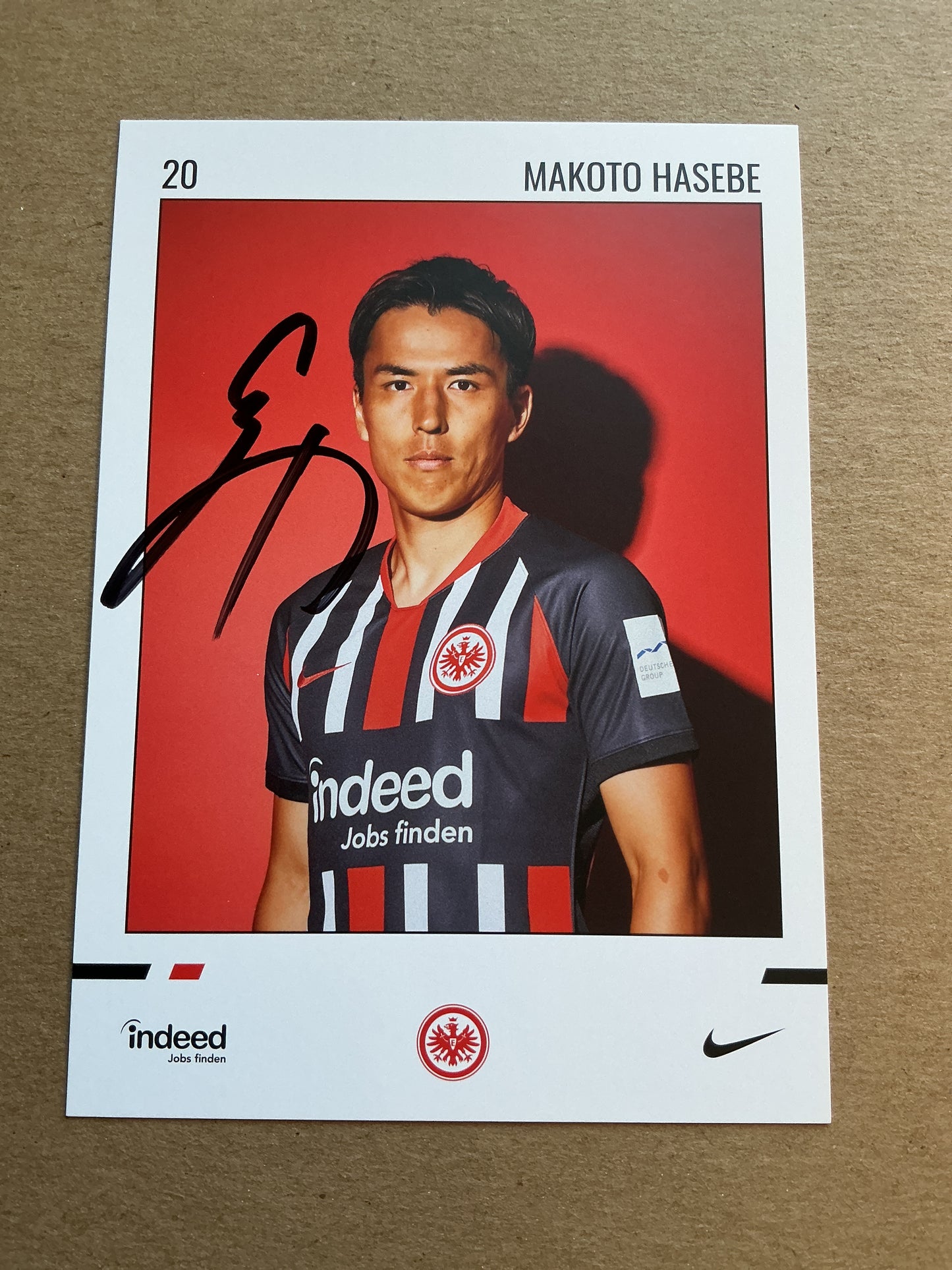 Makoto Hasebe, Japan 🇯🇵 Eintracht Frankfurt 2019/20 hand signed