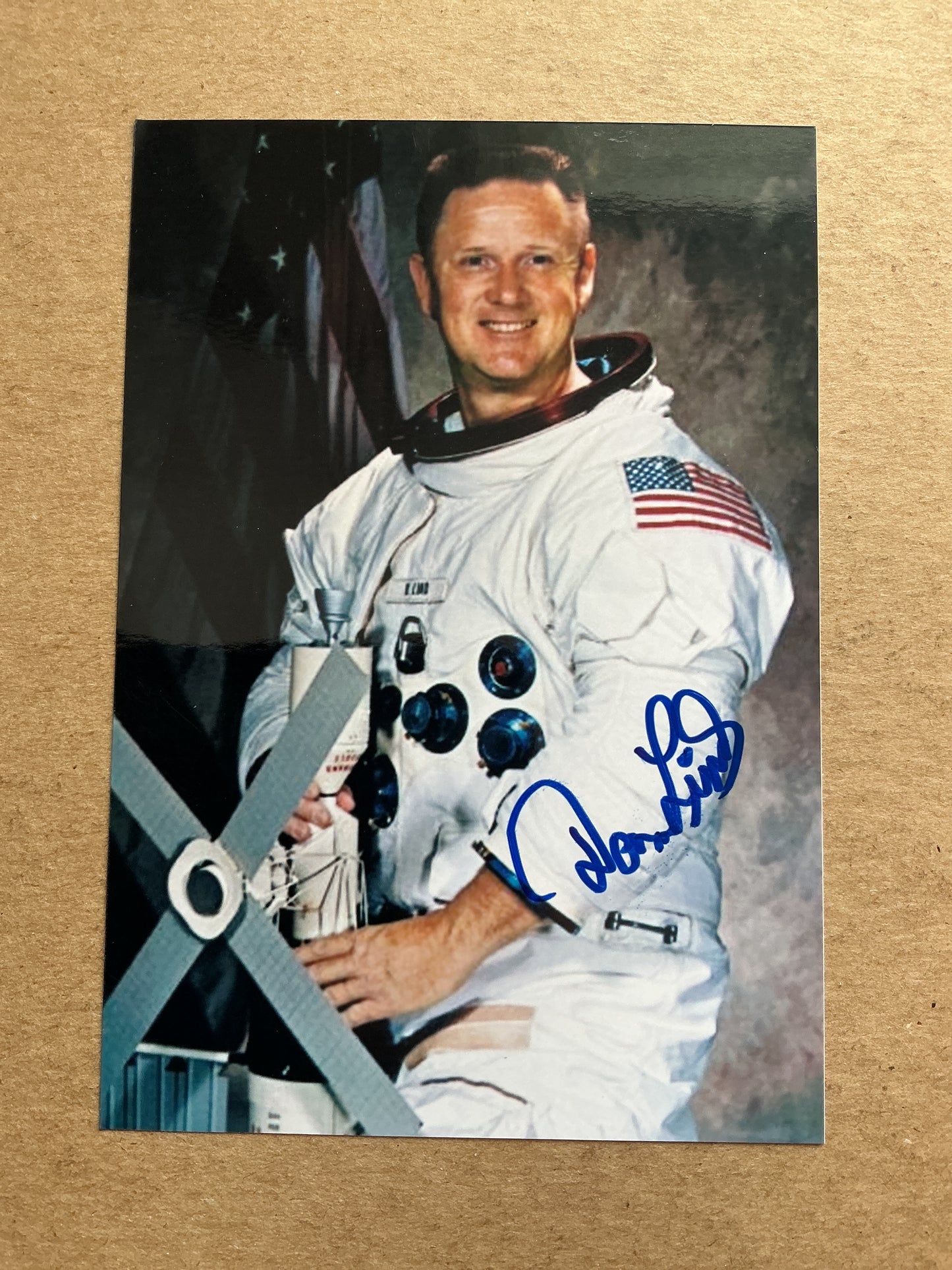 Don L. Lind, USA 🇺🇸 Cosmonaut Space Other hand signed
