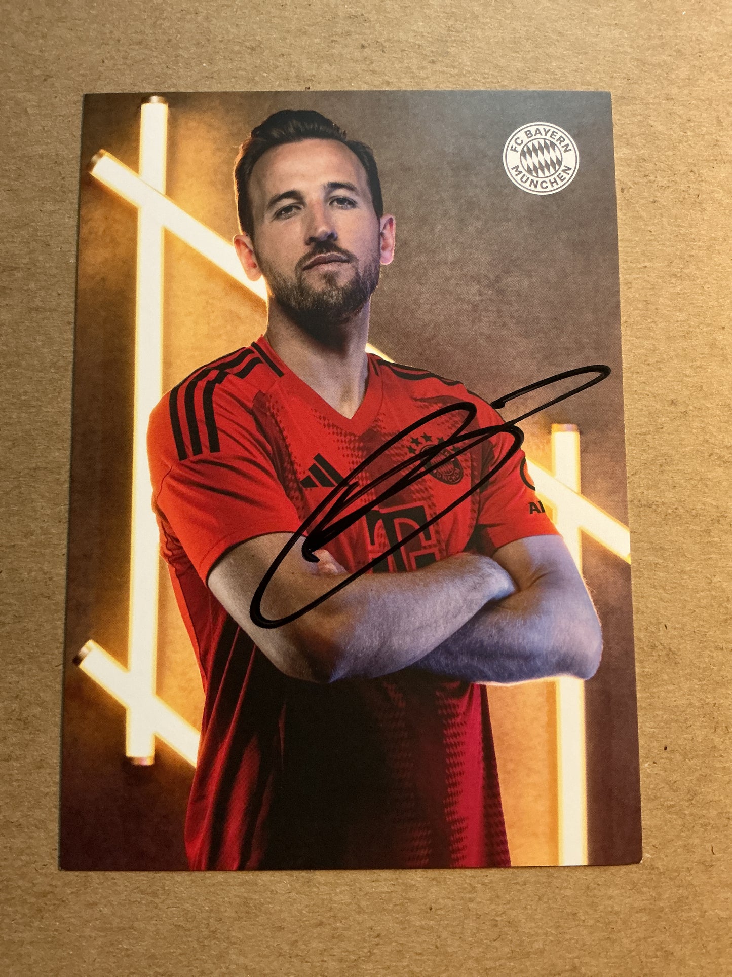 Harry Kane, England 🏴󠁧󠁢󠁥󠁮󠁧󠁿 FC Bayern München 2024/25 hand signed