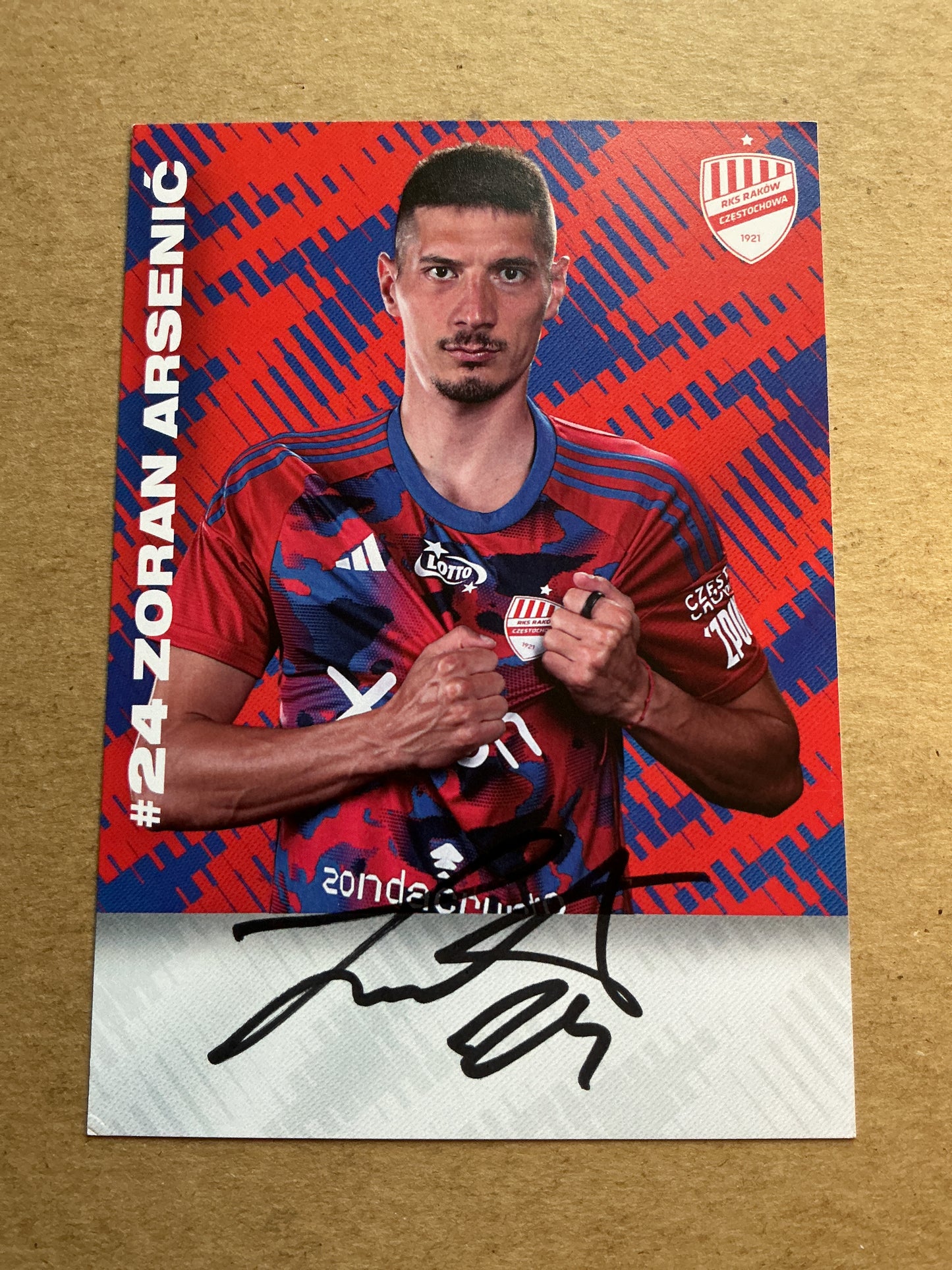 Zoran Arsenić, Croatia 🇭🇷 Raków Częstochowa 2023/24 hand signed