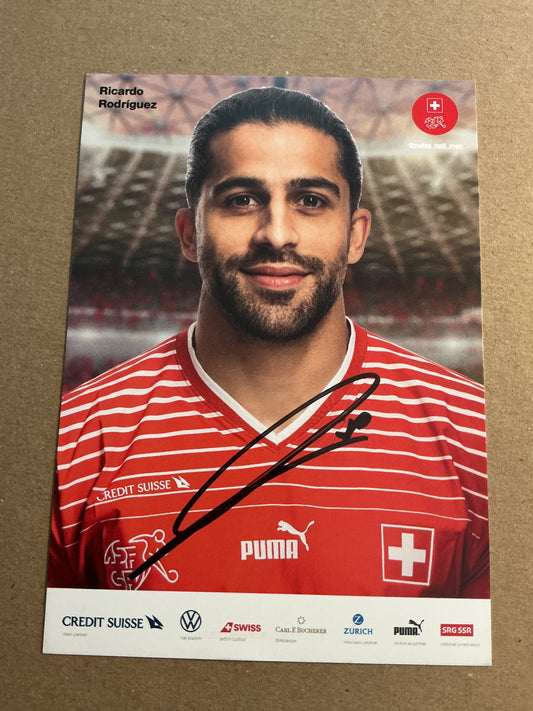 Ricardo Rodriguez , Switzerland 🇨🇭FIFA World Cup 2022  hand signed