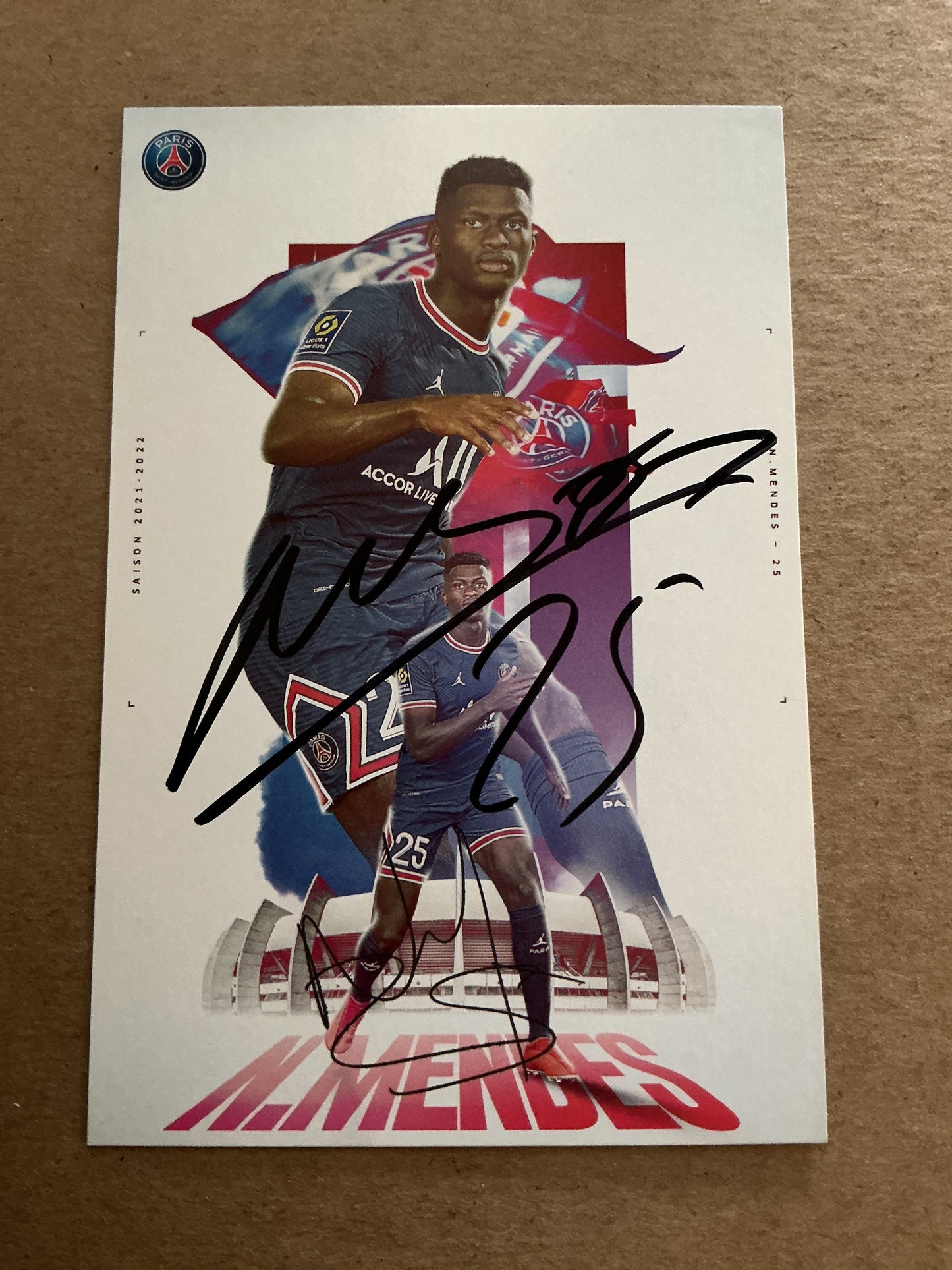 Nuno Mendes, Portugal 🇵🇹 Paris Saint-Germain 2021/22 hand signed