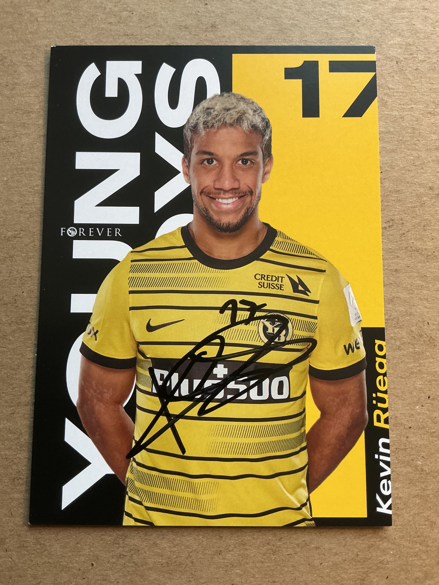 Kevin Rüegg, Switzerland 🇨🇭 BSC Young Boys Bern 2022/23 hand signed