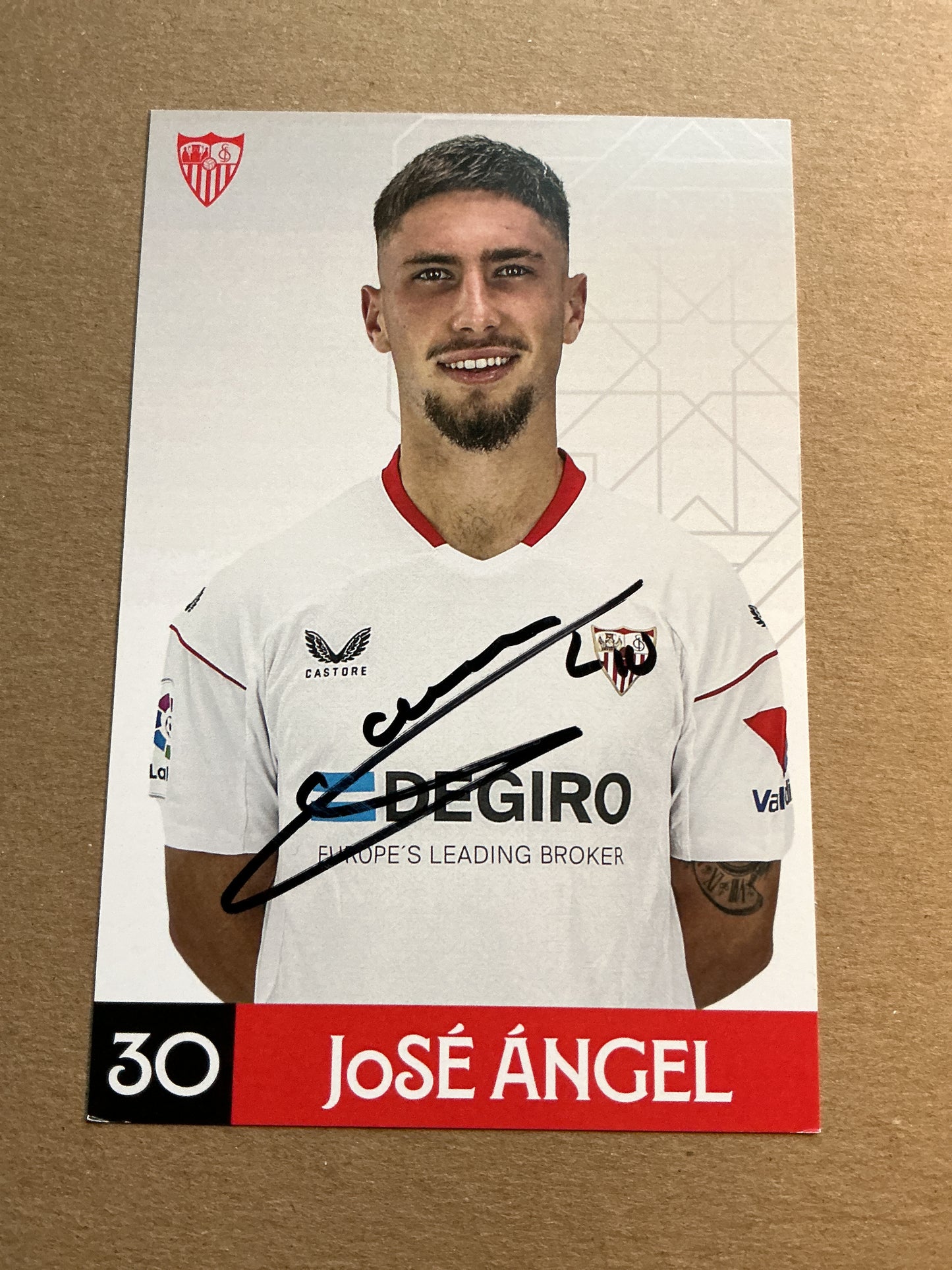José Ángel Carmona, Spain 🇪🇸 Sevilla FC 2022/23 hand signed