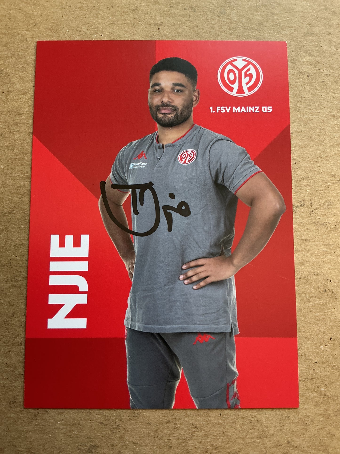 Tijan Njie, Germany 🇩🇪 FSV Mainz 05 2020/21 hand signed
