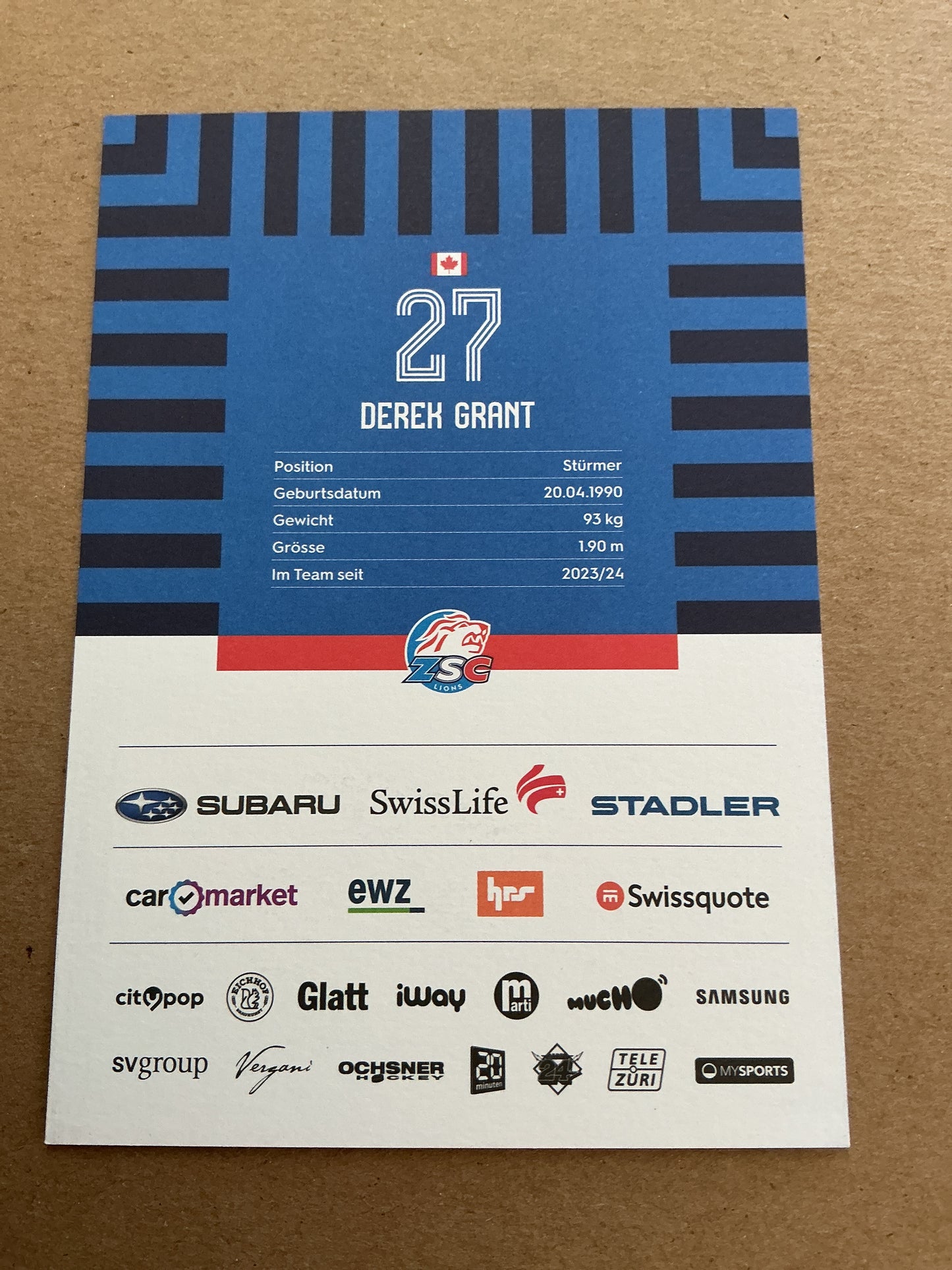 Derek Grant, Canada 🇨🇦 ZSC Lions 2025/26 hand signed