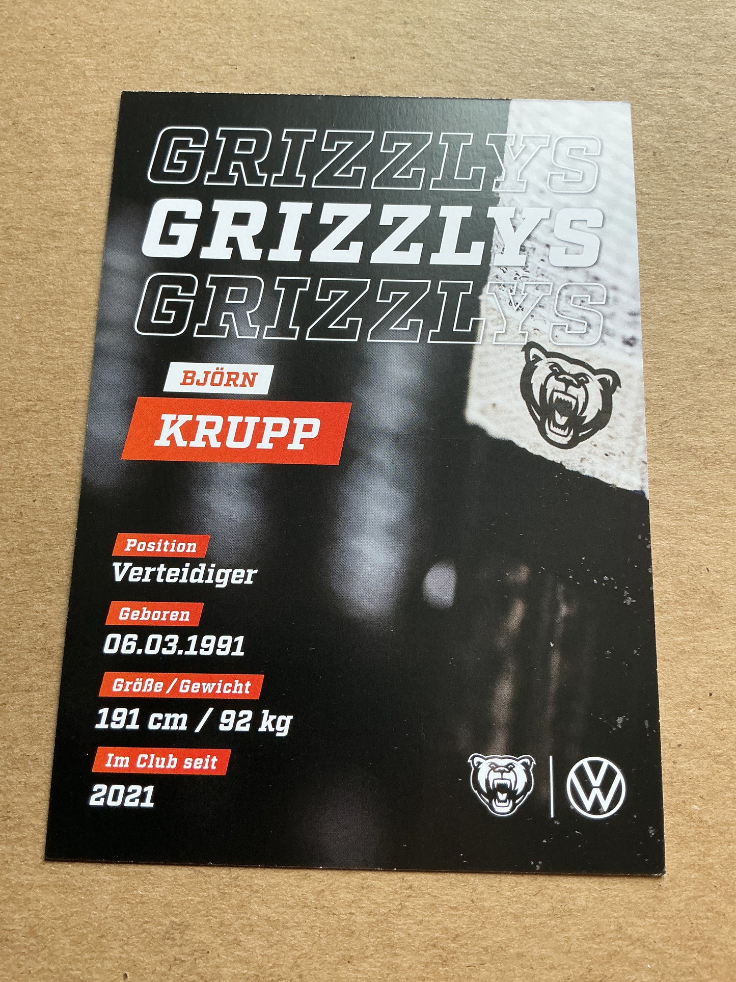 Björn Krupp, Germany 🇩🇪 Grizzlys Wolfsburg 2024/25 hand signed