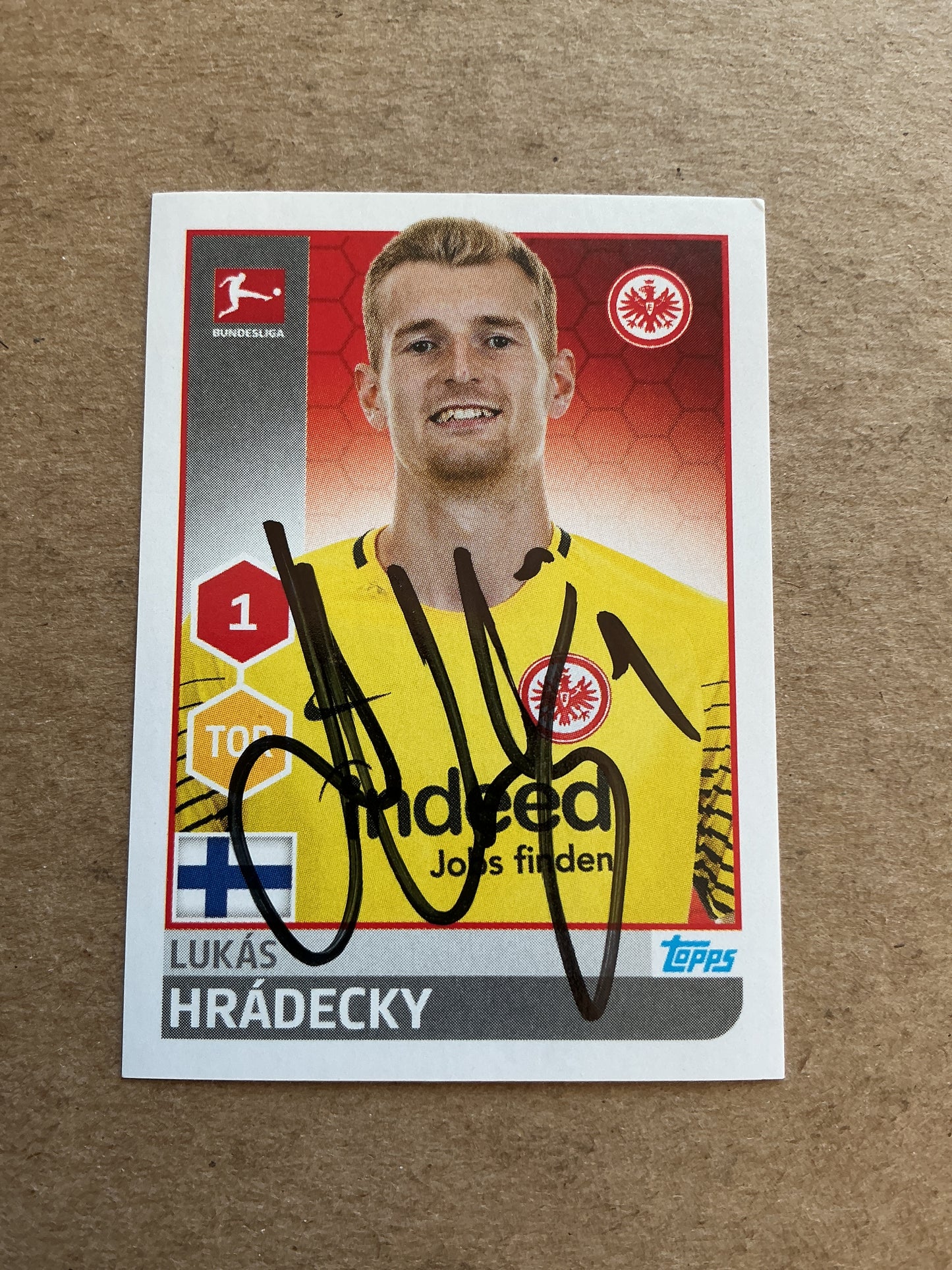 Lukas Hrádecky, Finland 🇫🇮 Eintracht Frankfurt 2017/18 Topps hand signed