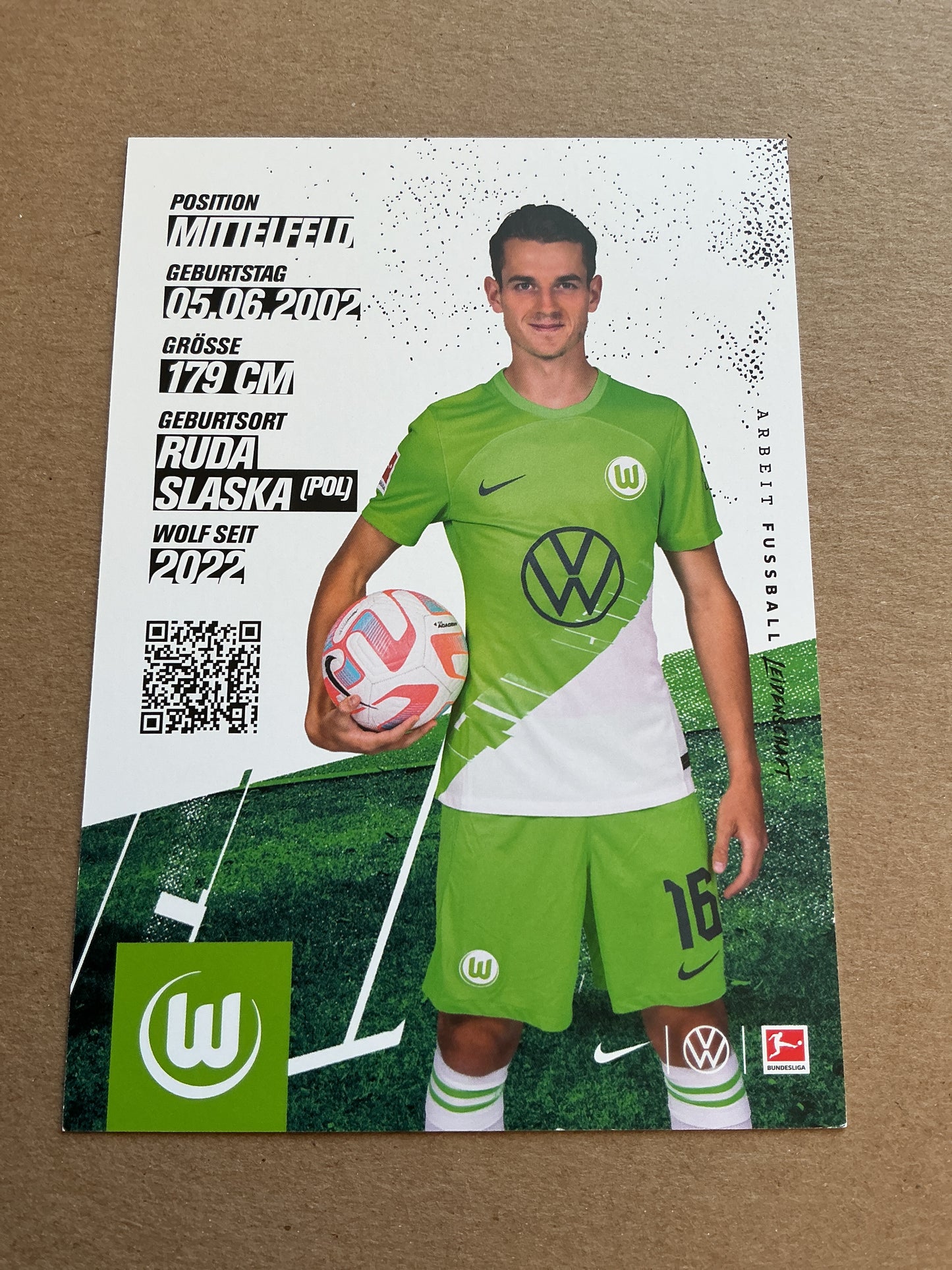 Jakub Kaminski, Poland 🇵🇱 VfL Wolfsburg 2023/24 hand signed