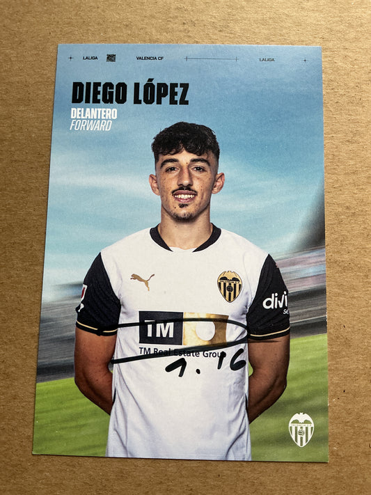 Diego Lopez, Spain 🇪🇸 Valencia CF 2024/25 hand signed