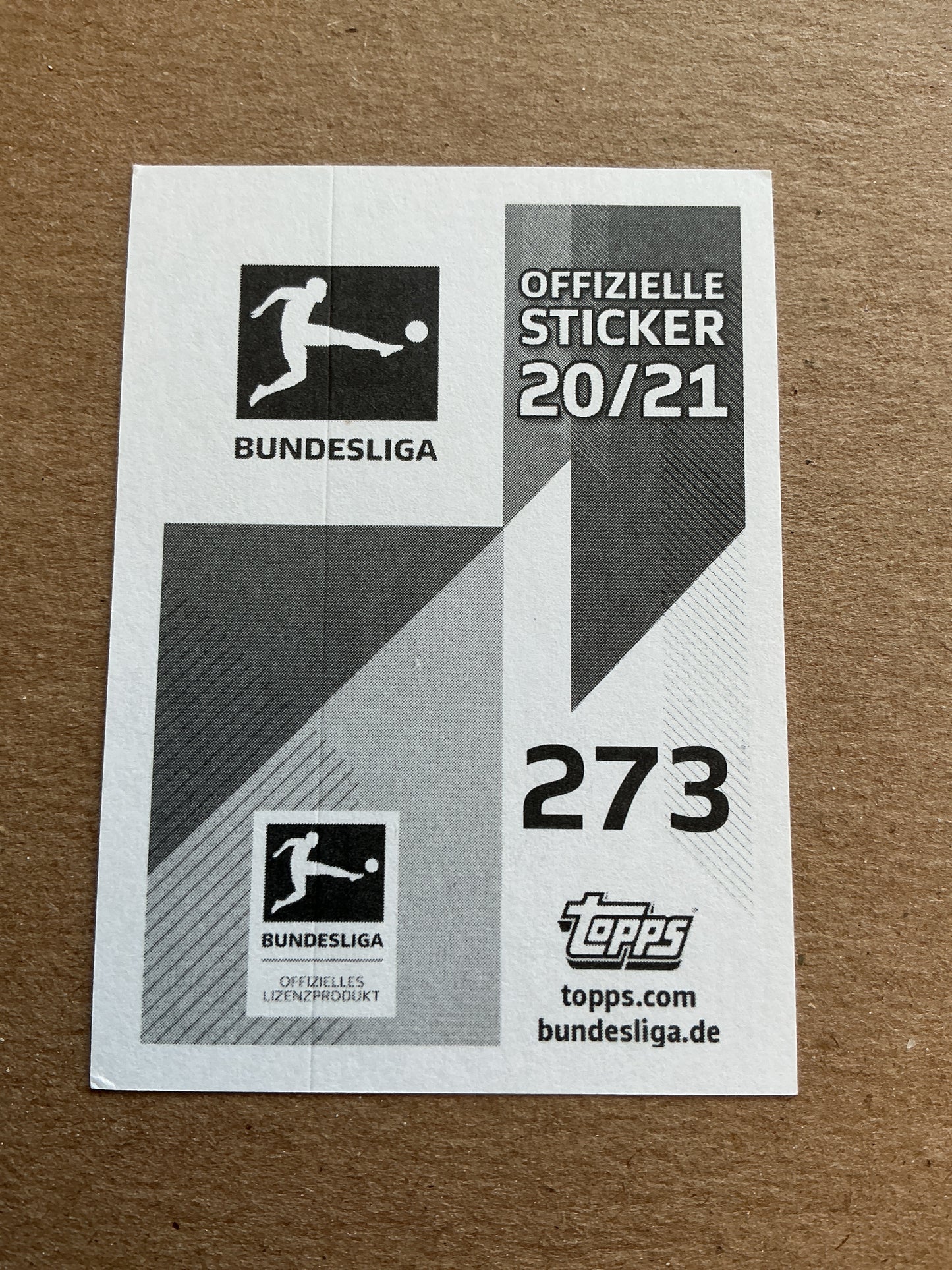 Nico Elvedi, Switzerland 🇨🇭 Mönchengladbach 2020/21 Topps hand signed