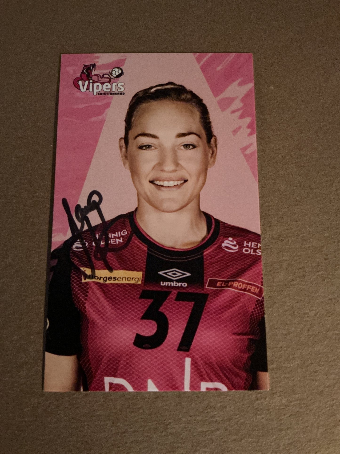Jana Knedlíková, Czech Republic 🇨🇿 Handball Vipers 2021/22 hand signed
